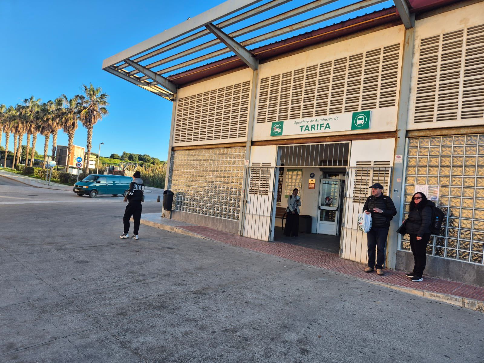 La estación de autobuses de Tarifa, reabierta.