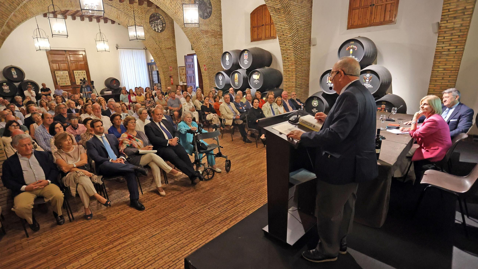 Cátedra del Vino 2024 por Luis García Ruiz en el Consejo Regulador del Vino de Jerez