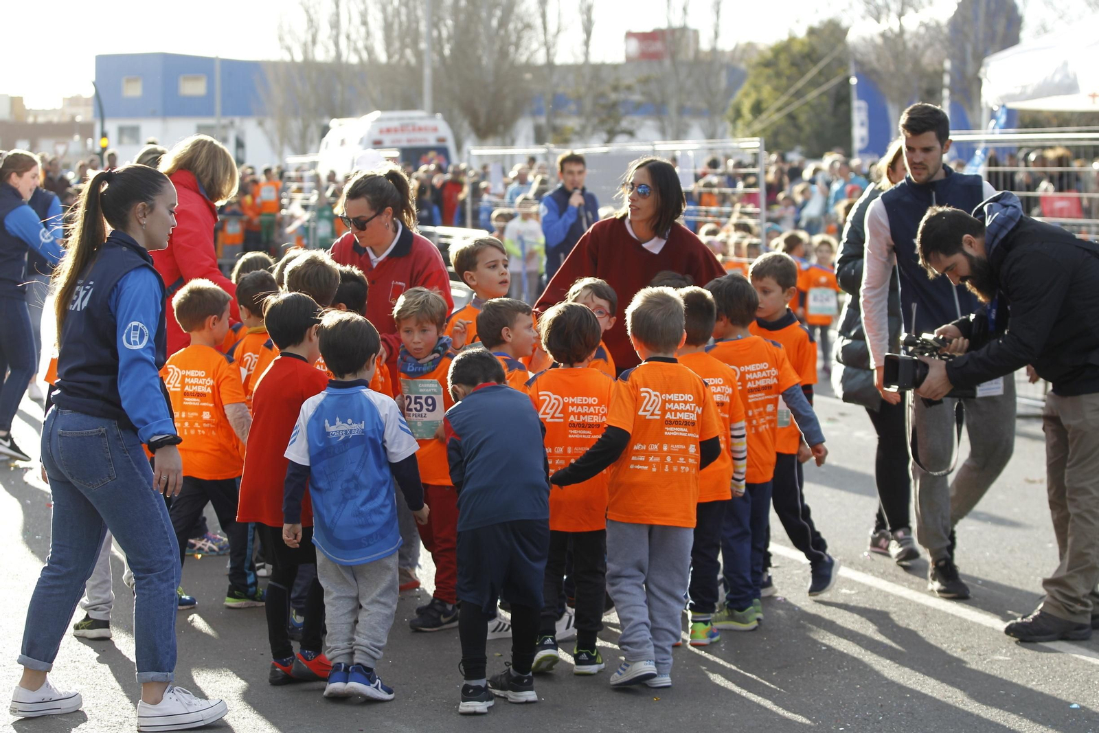 Fotogalería de la Feria del Corredor y las carreras infantiles.
