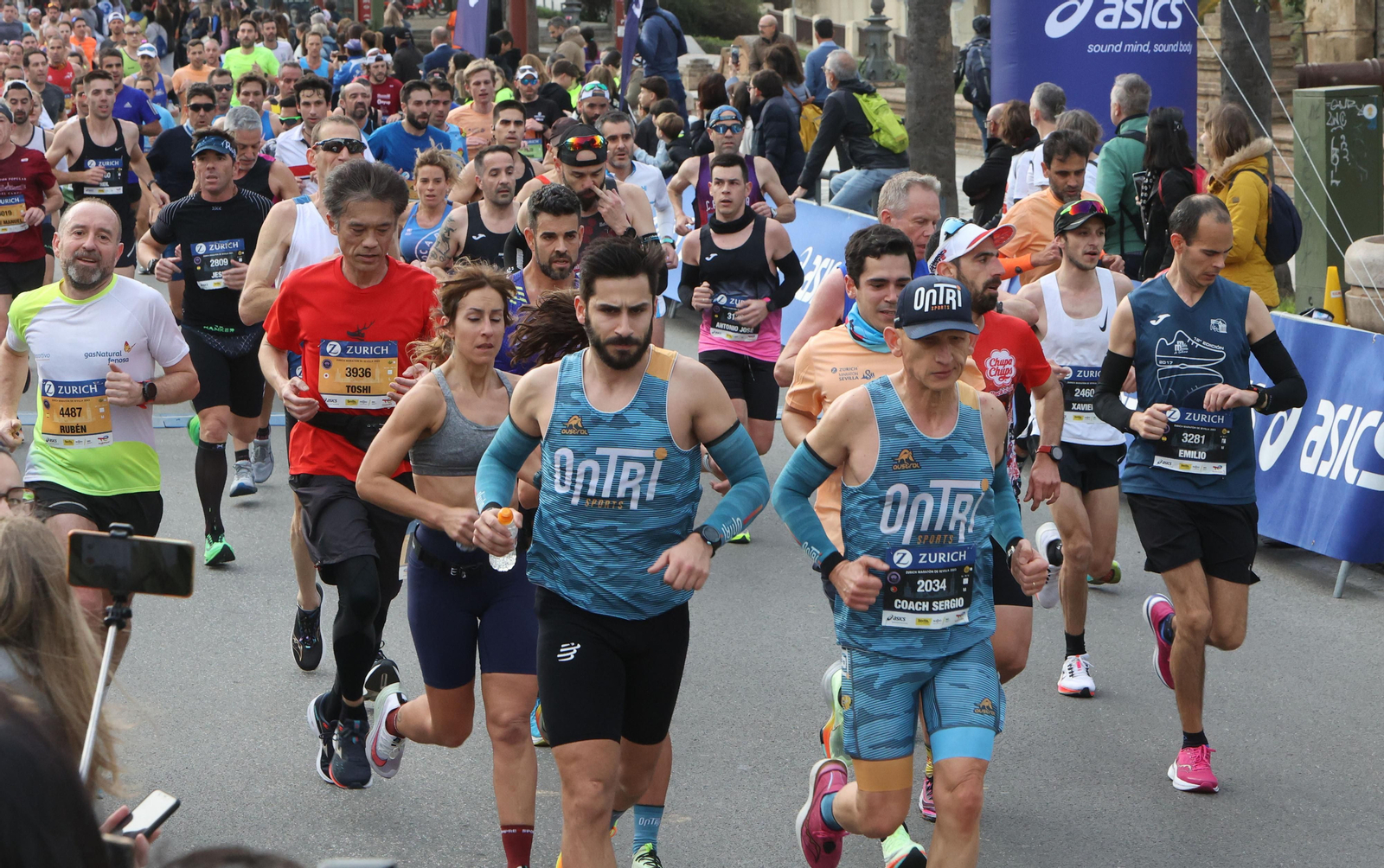 Búscate en la maratón de Sevilla 14