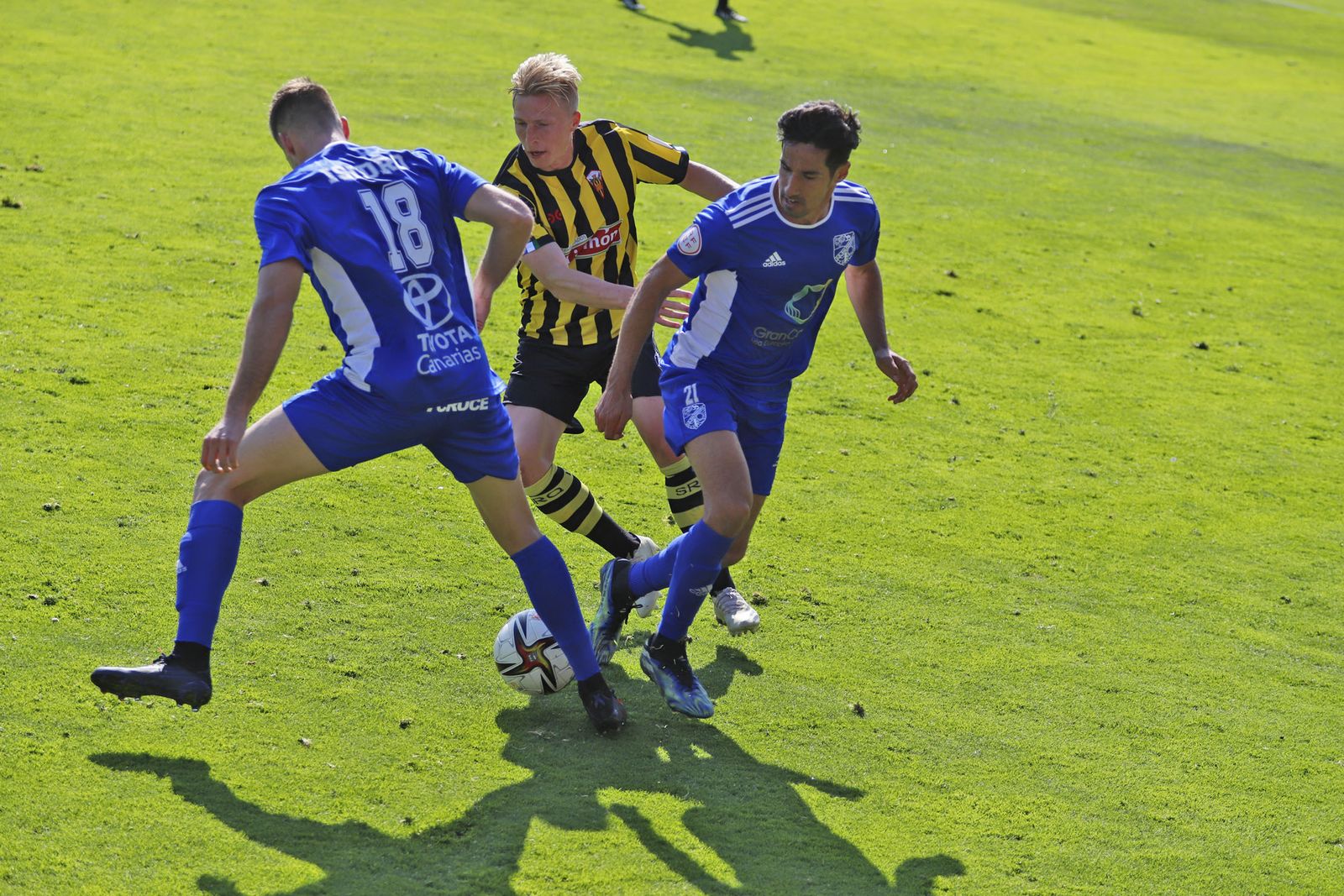 Joel Rydstrand durante un partido con el San Roque.