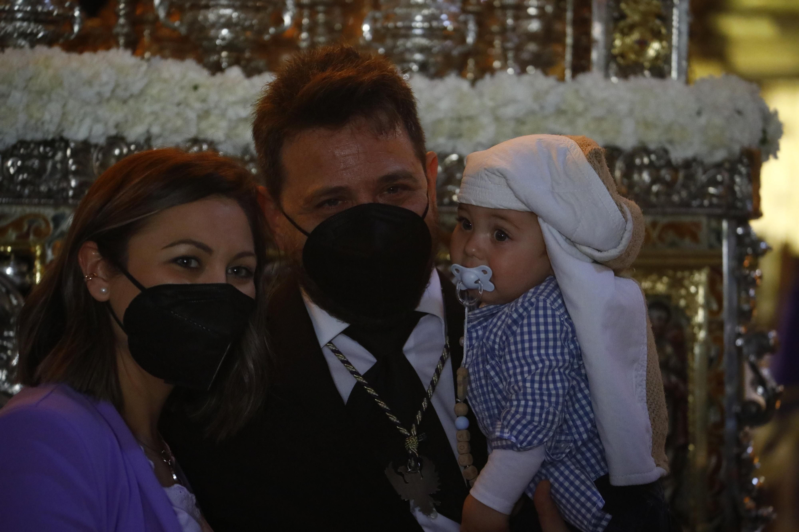 La espera para ver al Rescatado en Córdoba, en fotografías