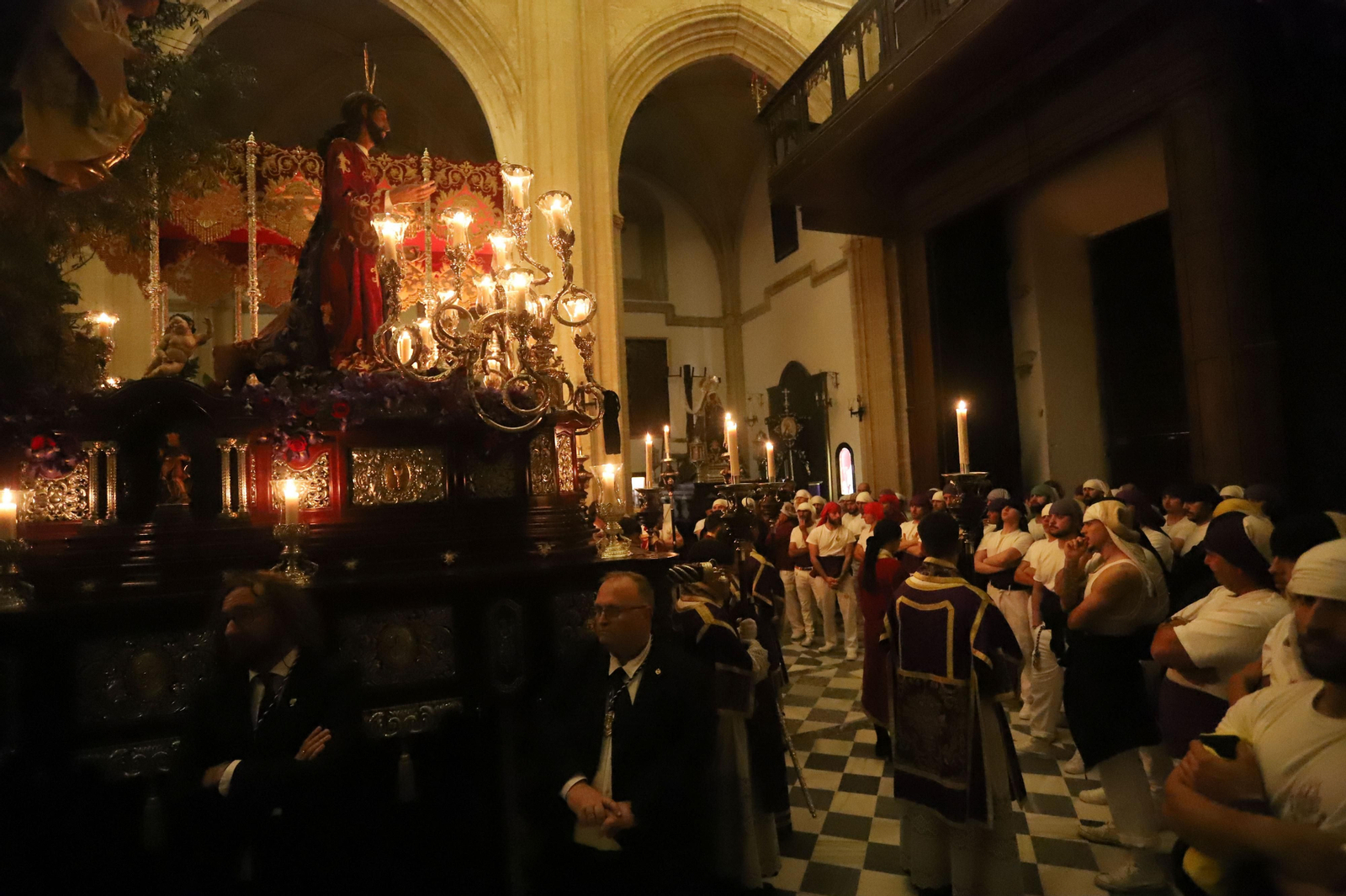 Fotos del Lunes Santo en Tarifa: El huerto y Nuestra Madre de Dios y del Rosario