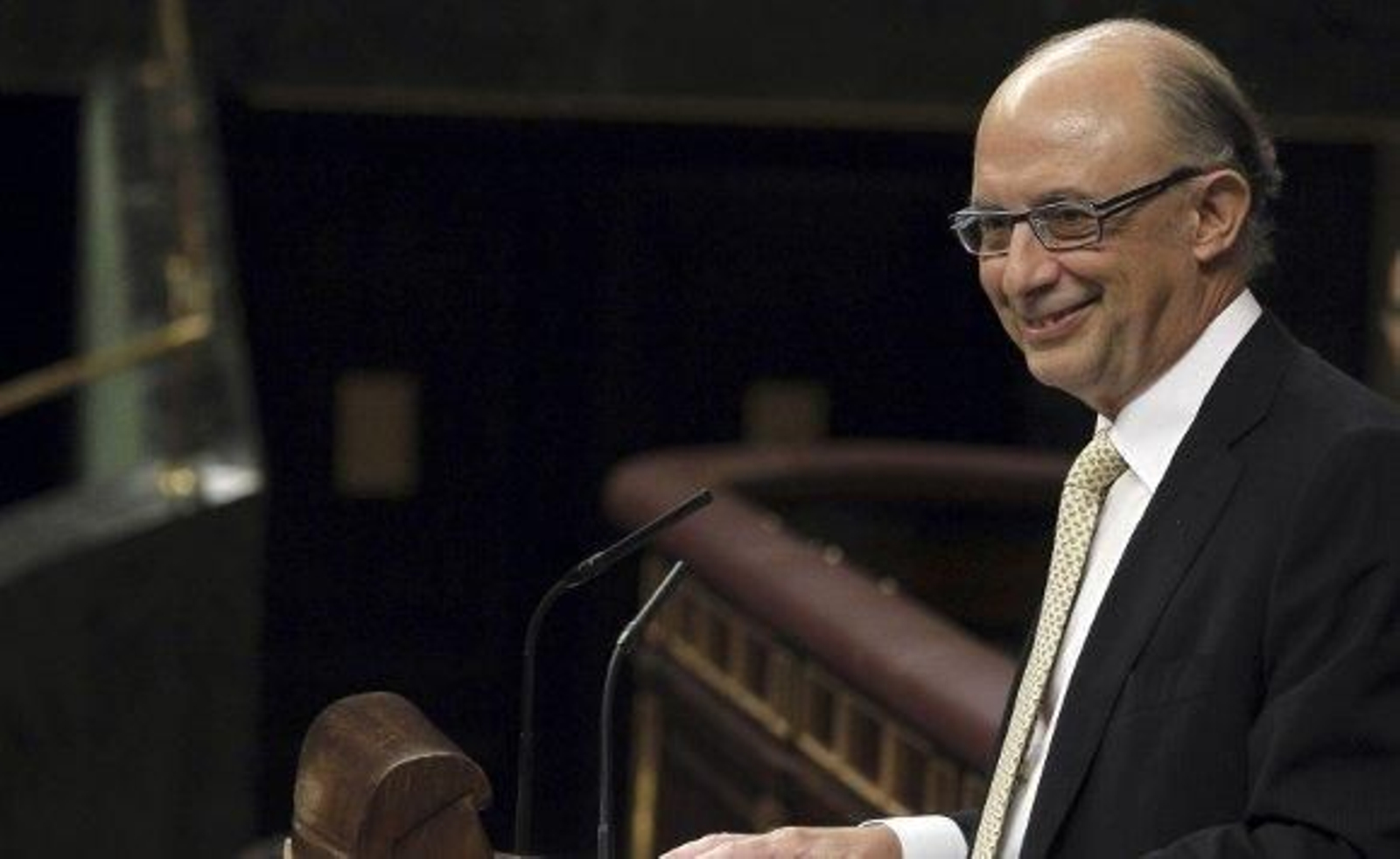 Montoro atisba "el final del túnel" pero la oposición le niega su apoyo