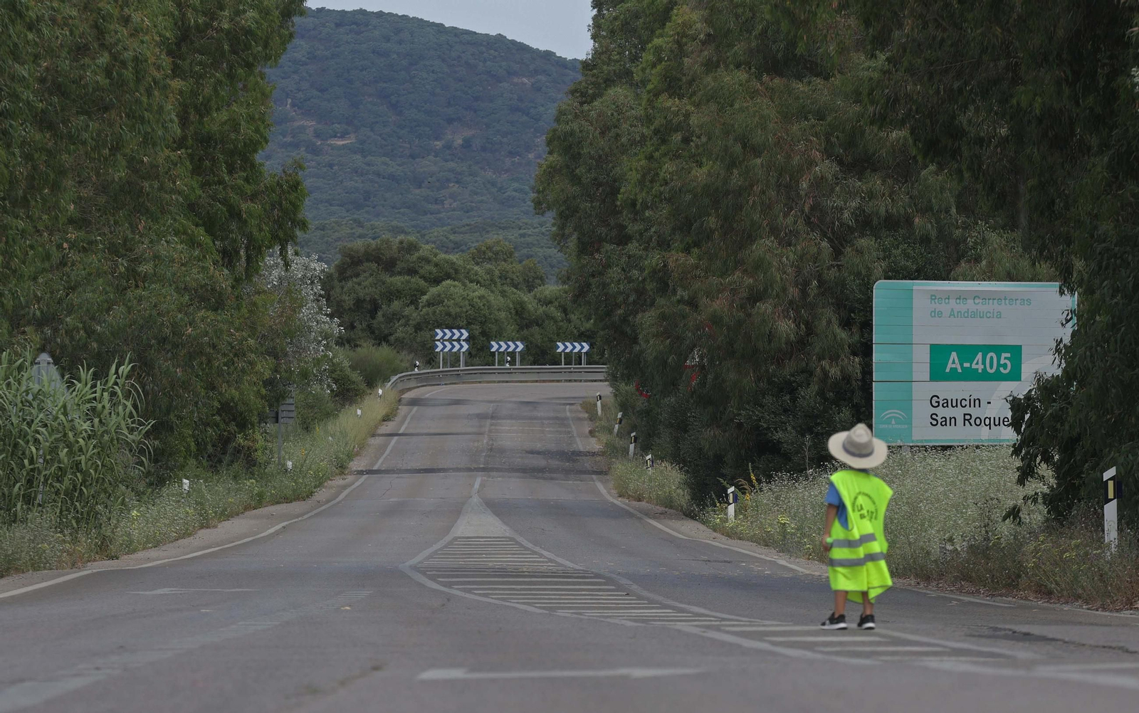 Fotos de la concentración por el mal estado de la carretera A-405 en Jimena