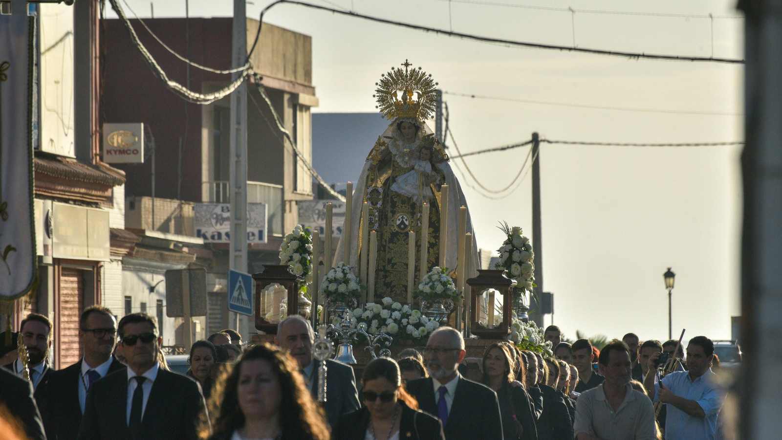 Procesión de La Virgen del Carmen en La Línea por el Dia de Todos los Santos