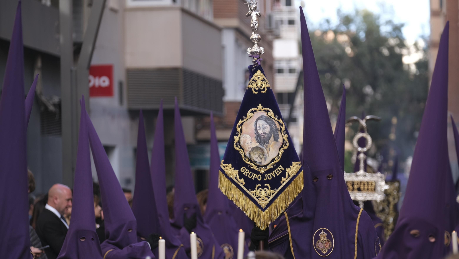 La procesión de Pasión en Almería, en imágenes