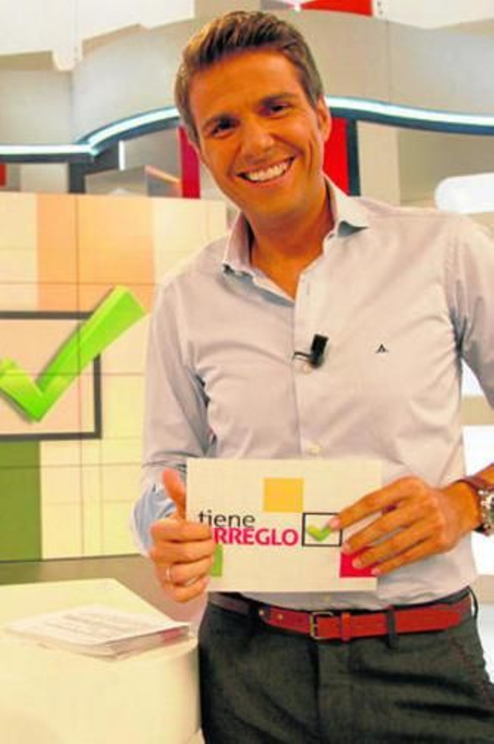 Fernando Díaz de la Guardia es la nueva cara de 'Tiene arreglo'.