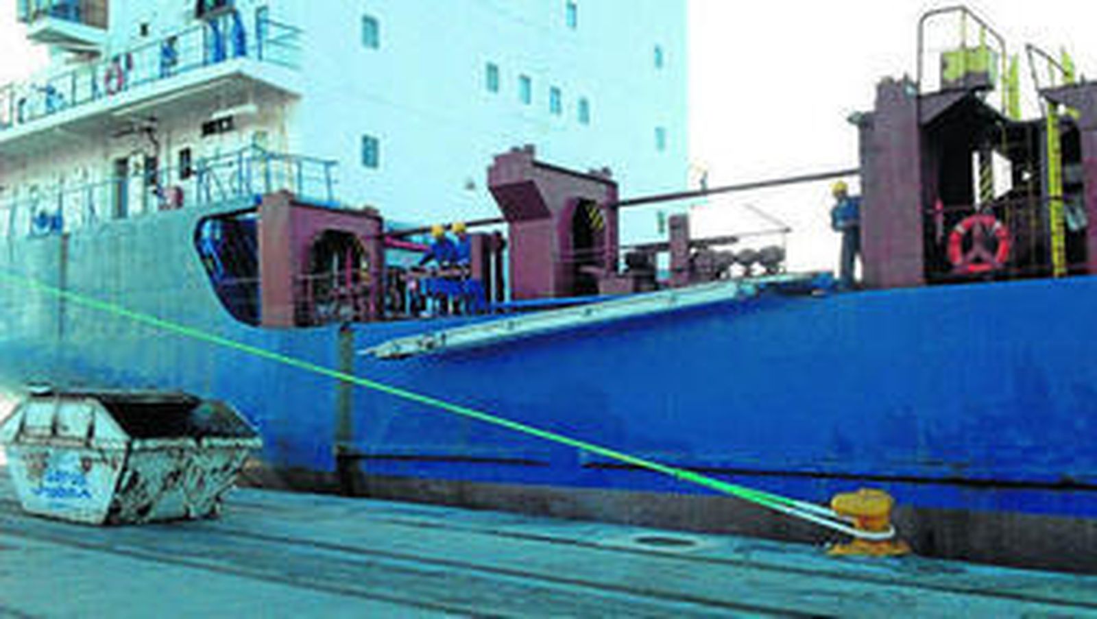 El barco guineano que será reparado en los Astilleros del Guadalquivir.