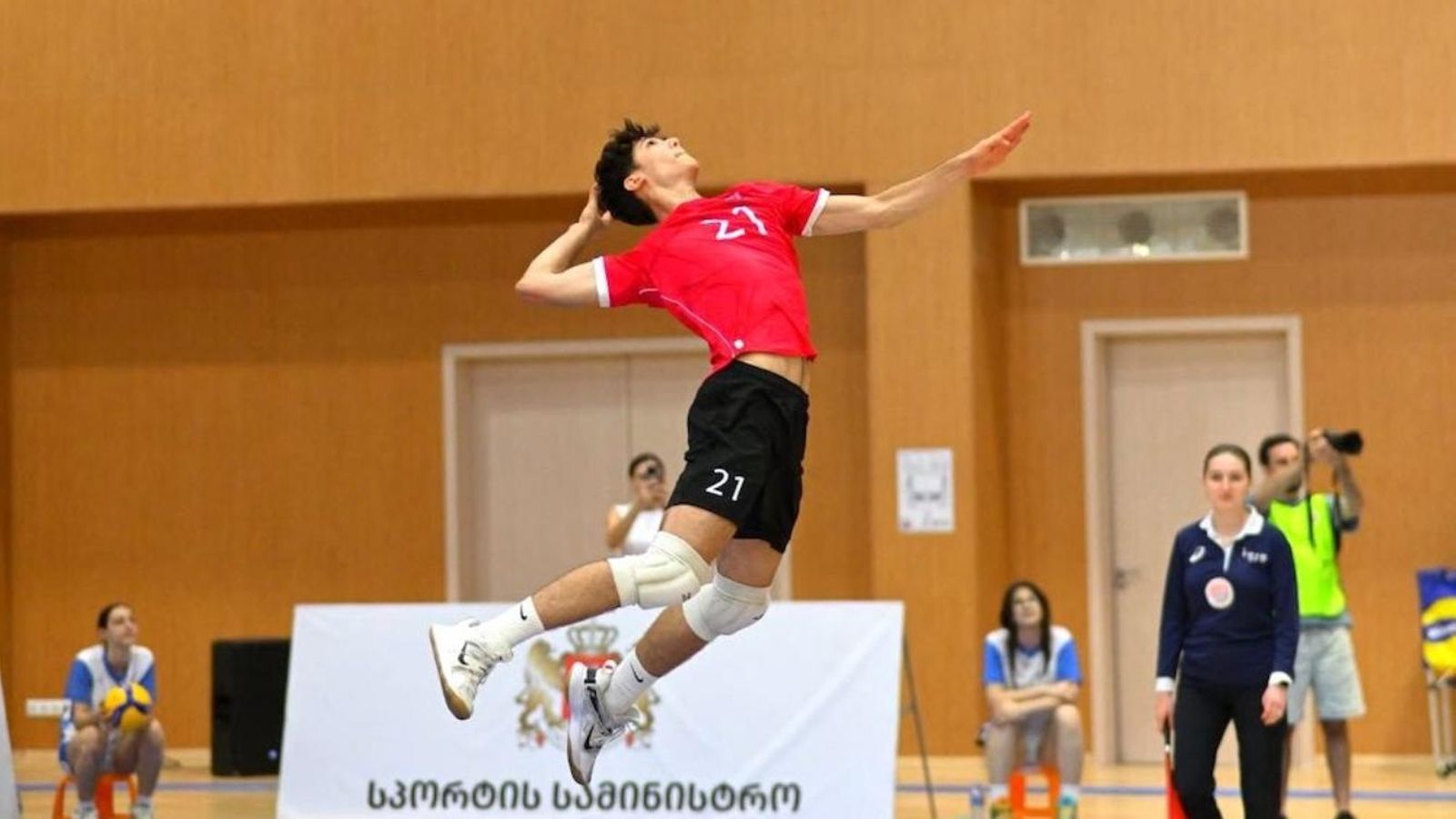 El joven jugador vivirá su segundo curso en el equipo ahorrador.