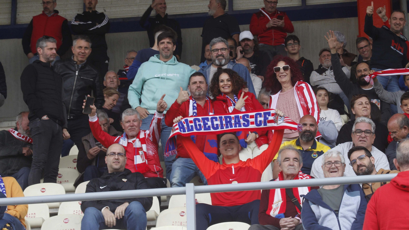 Búscate en el Algeciras CF  - Linares de Primera Federación