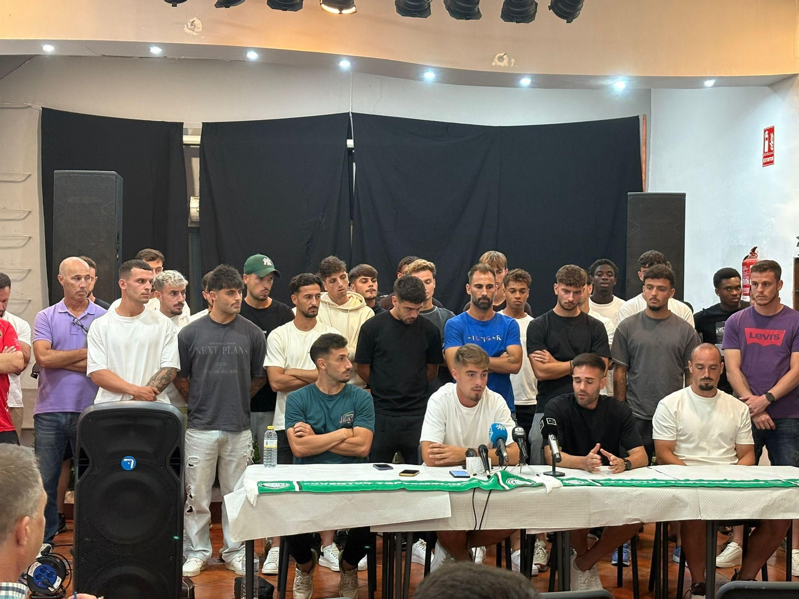 Los jugadores del Juventud de Torremolinos denuncian los impagos