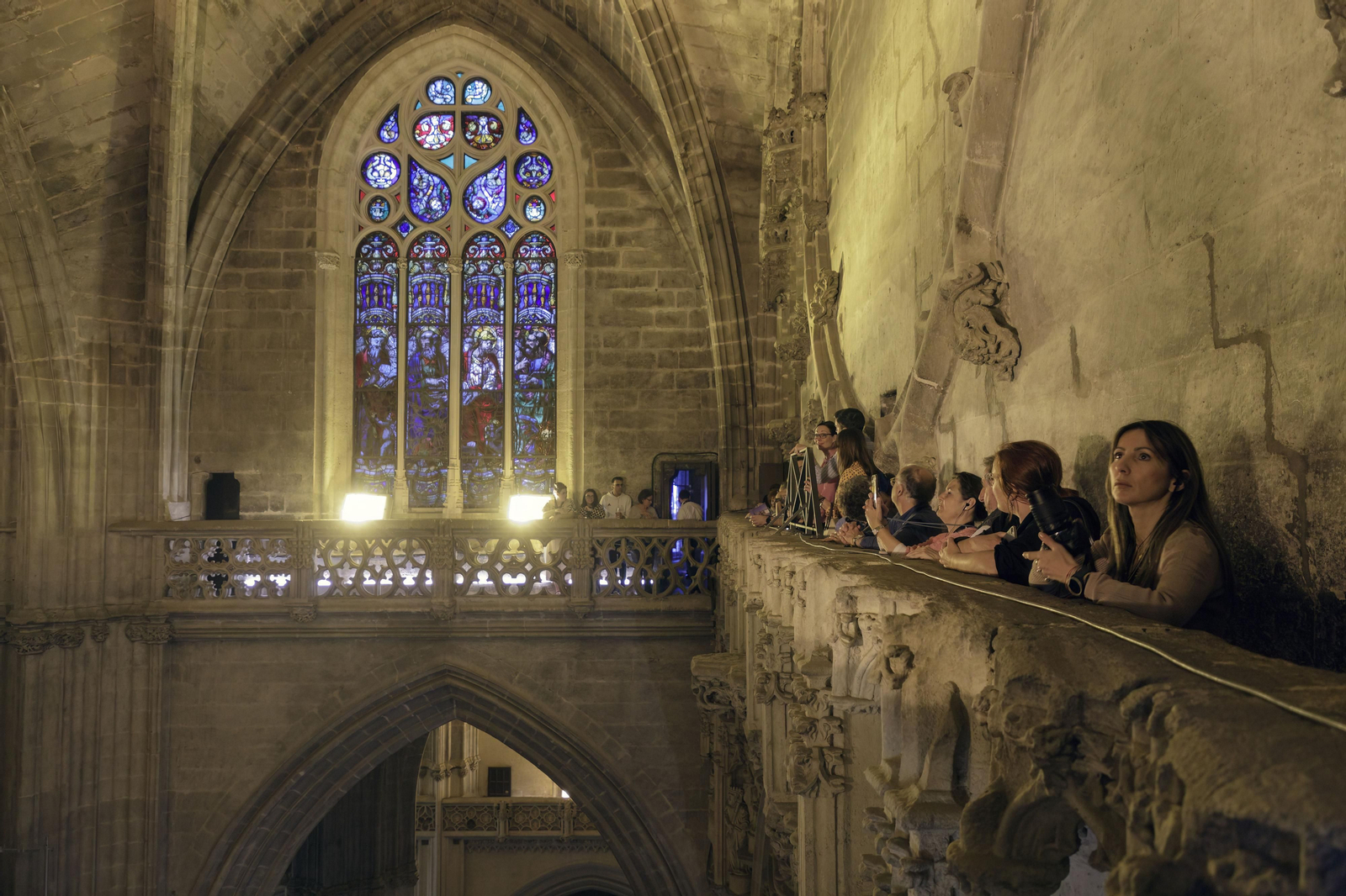 Recorrido de la visita por las cubiertas de la Catedral de Sevilla, al atardecer