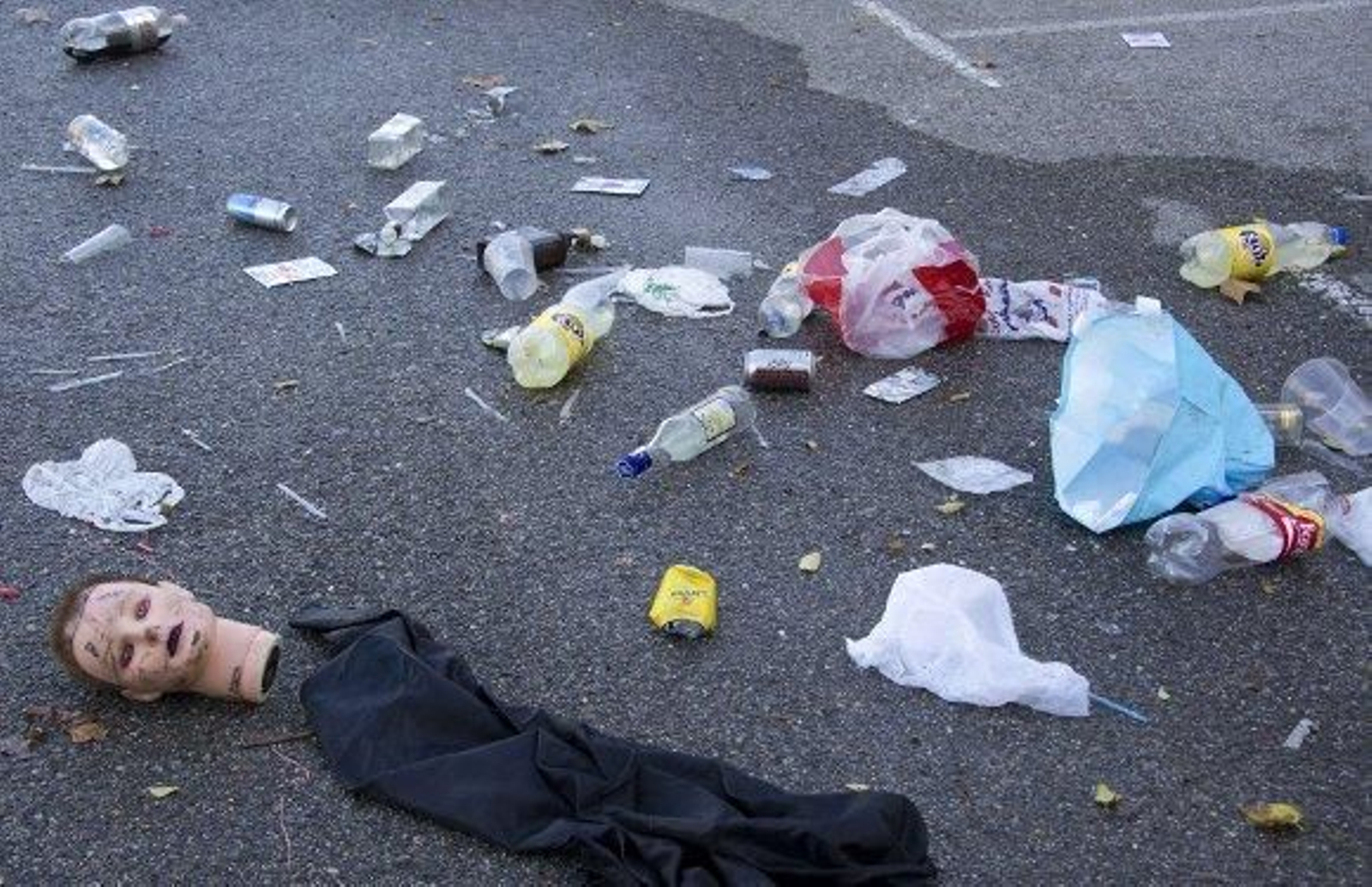 Tres jóvenes mueren en una avalancha en una fiesta de Halloween en Madrid