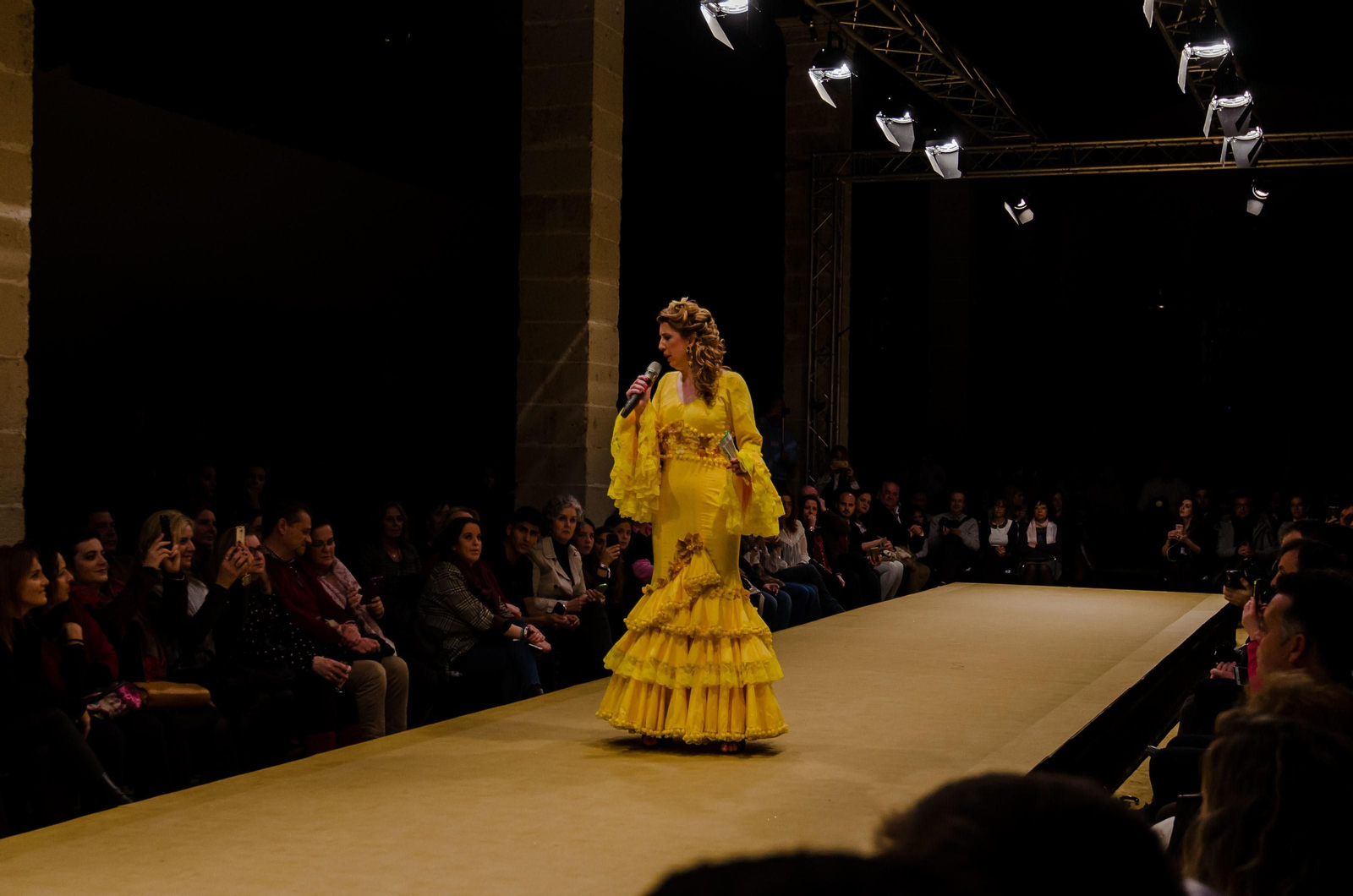 El desfile de Carmen Navarro, en imágenes