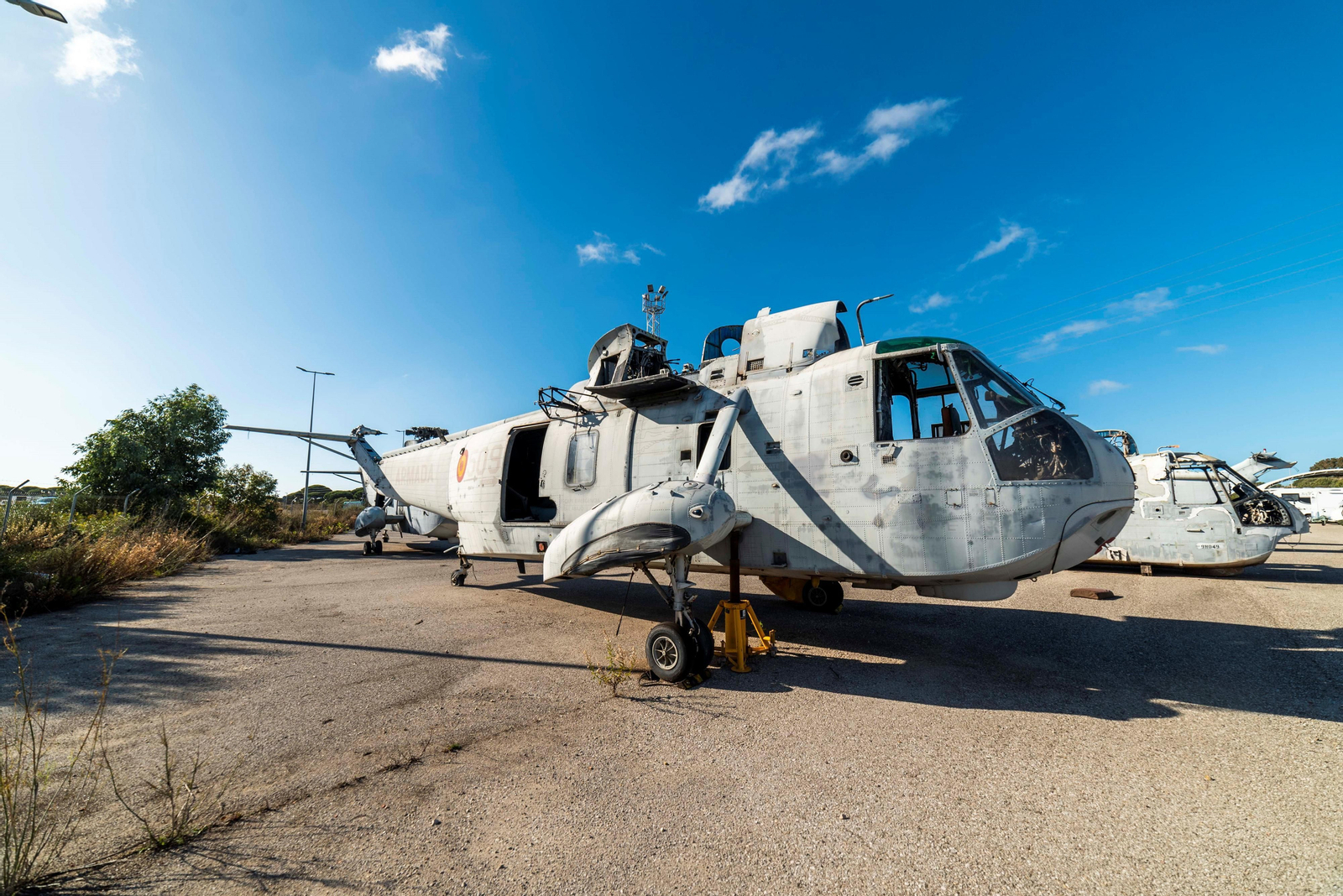 Uno de los helicópteros ya fuera de servicio.