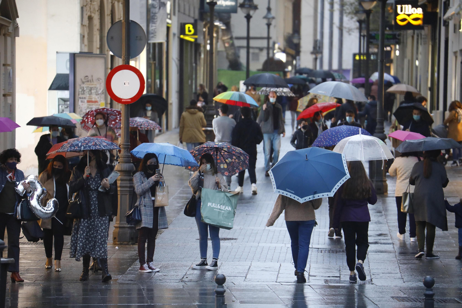 Fotografías: Tarde de bares y compras dos meses después en Córdoba