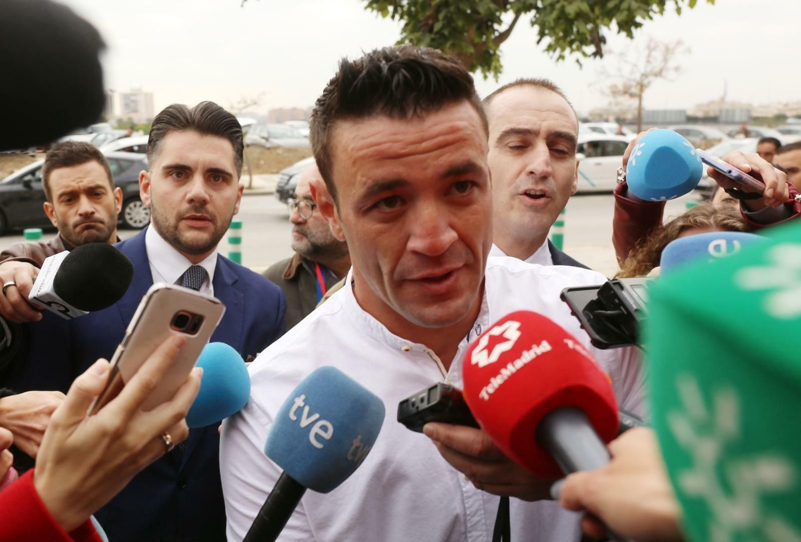 David Serrano a su llegada a la Ciudad de la Justicia. David Serrano a su llegada a la Ciudad de la Justicia.