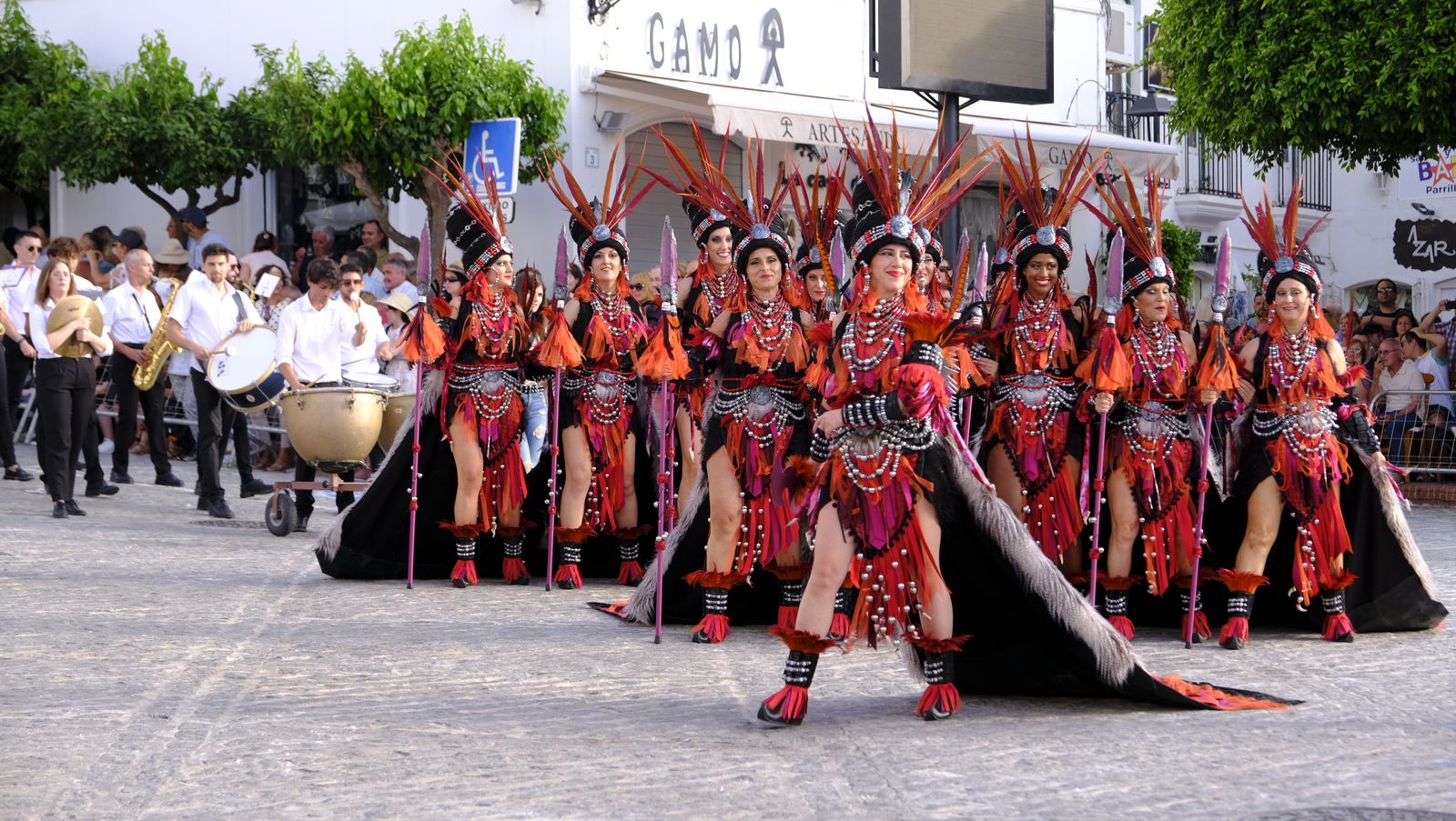 Imágenes del desfile de Moros y Cristianos 2023, en Mojácar