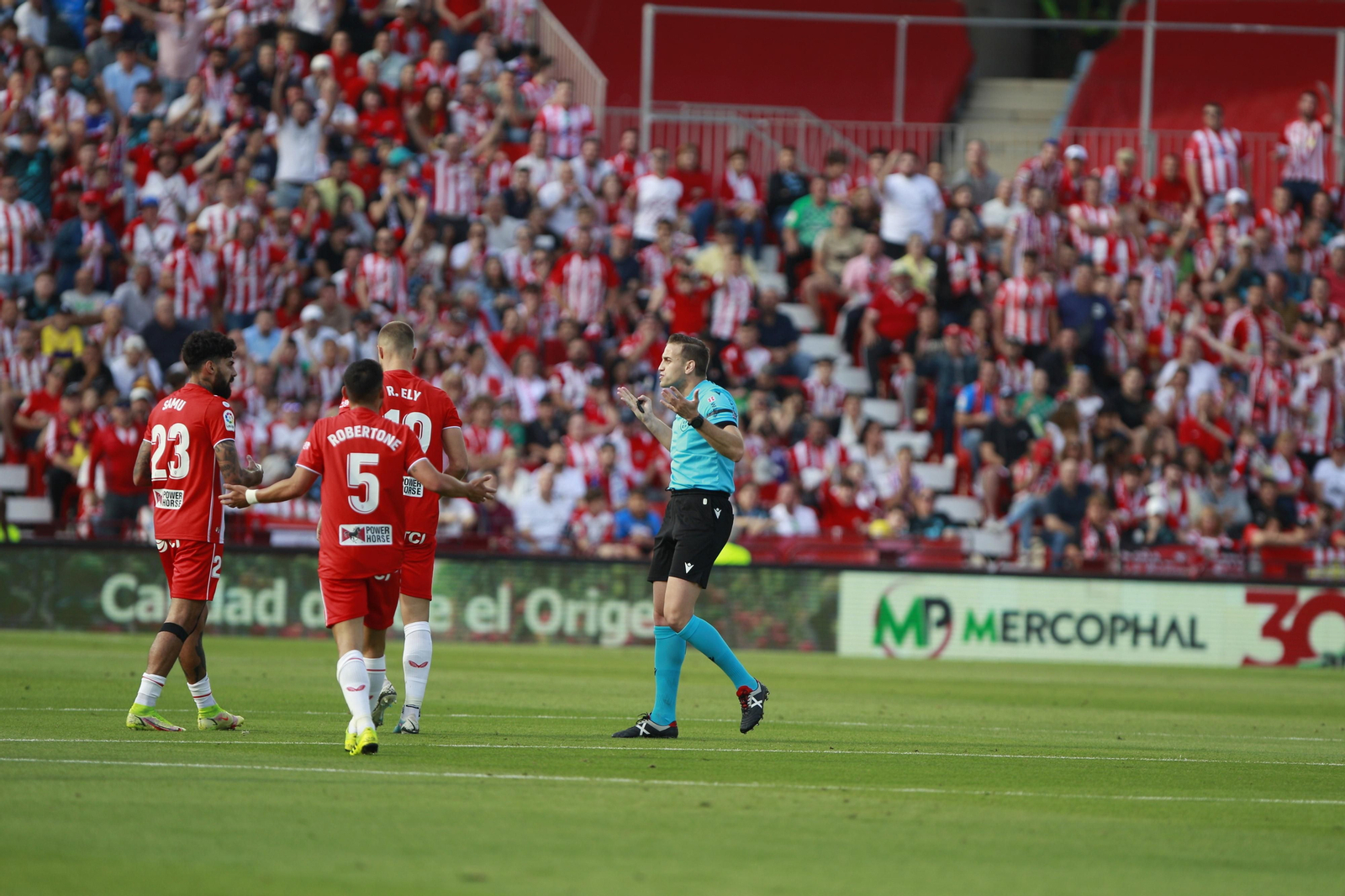Imágenes del partido U.D. Almería-Real Valladolid C.F.