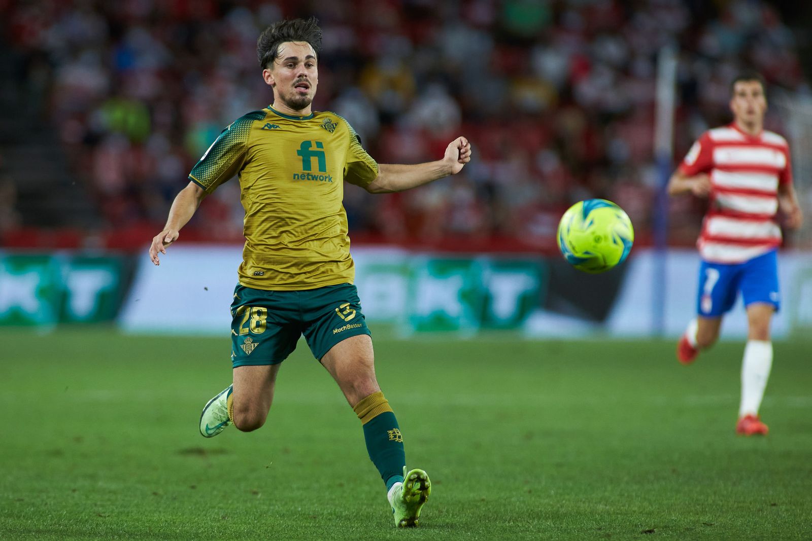 Rodri, en un lance del partido ante el Granada.