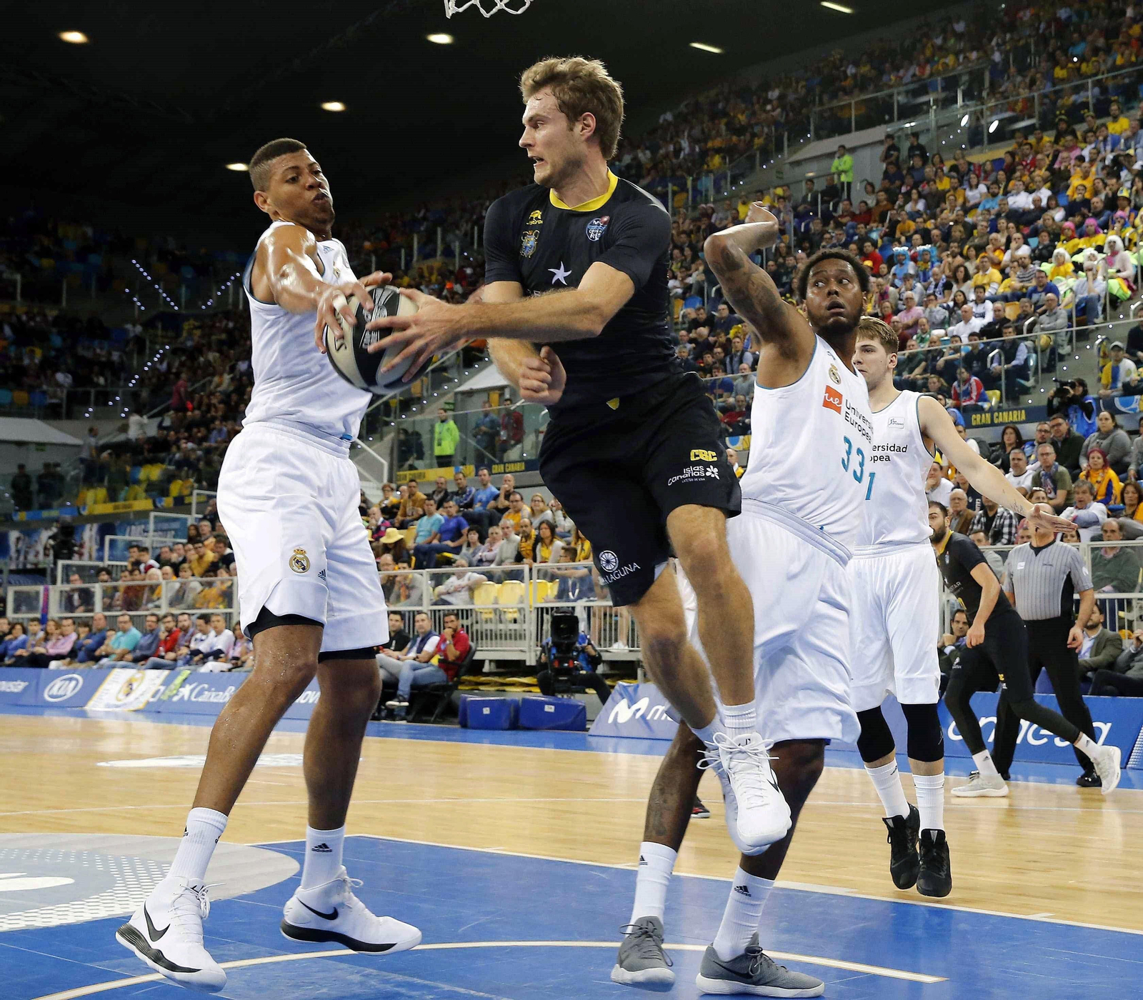Las fotos de la carrera de Tim Abromaitis, fichaje del Unicaja