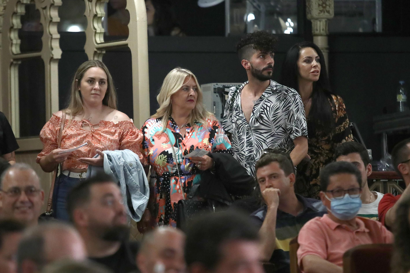 Público de la segunda sesión de preliminares