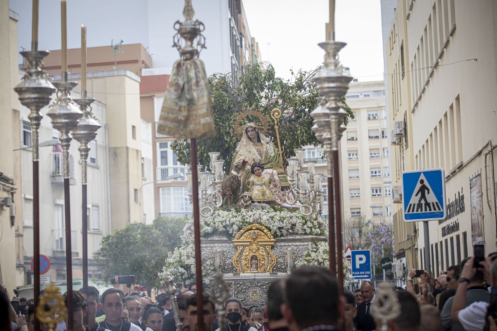 Imágenes de la salida procesional de La Pastora de Trille