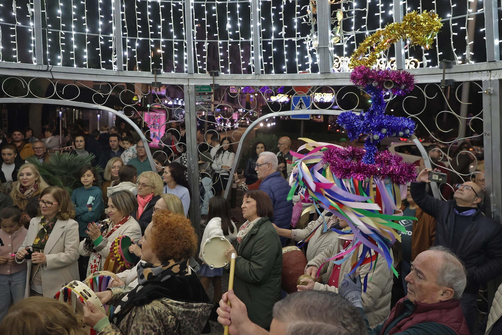 El encendido del alumbrado navideño de Algeciras, en imágenes