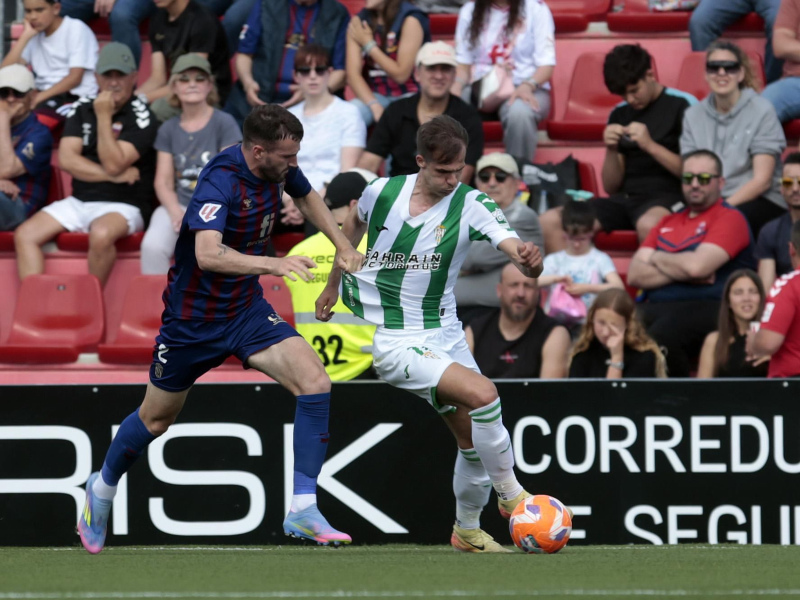 Las mejores fotos del Eldense - Córdoba CF en el Nuevo Pepico Amat