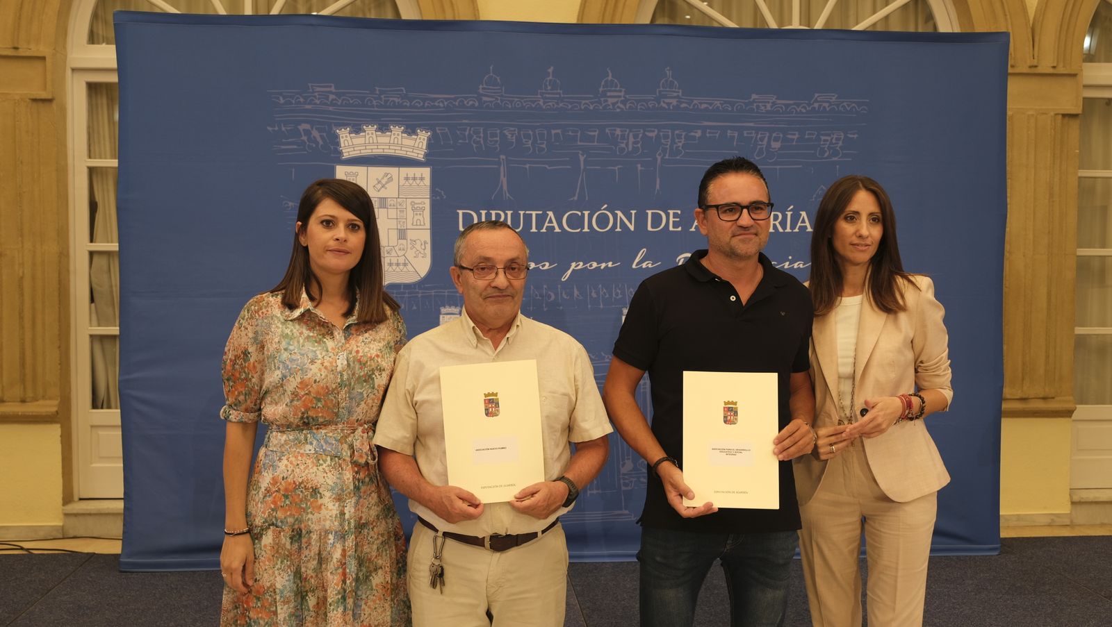 Entrega de ayudas a colectivos sociales en la Diputación de Almería