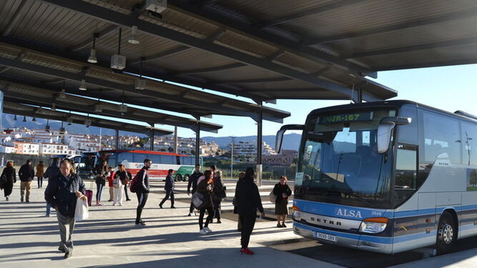 ¿Autobuses gratuitos en la Costa para los mayores de 60 años y personas con movilidad reducida?