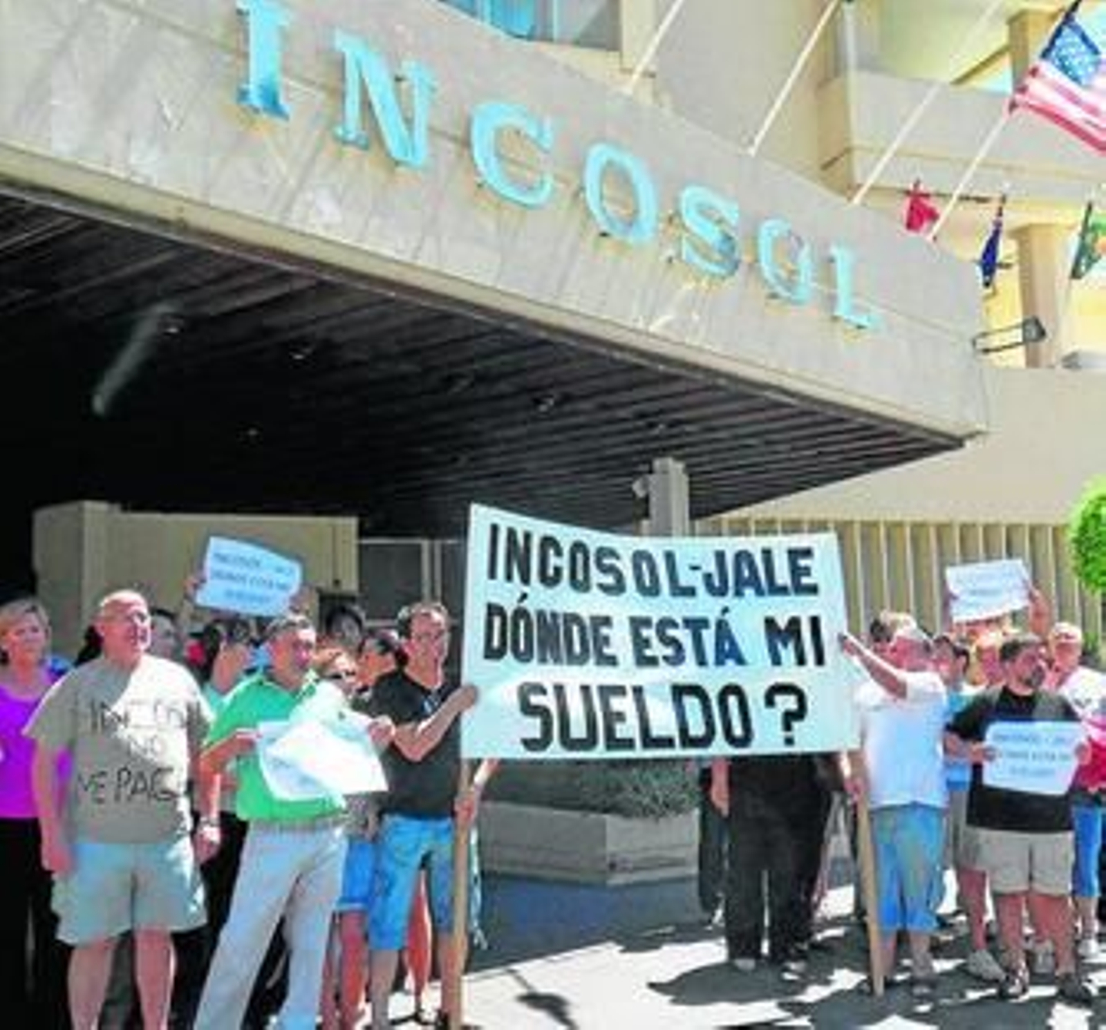 Protesta de trabajadores en las puertas del hotel, en una foto de archivo.