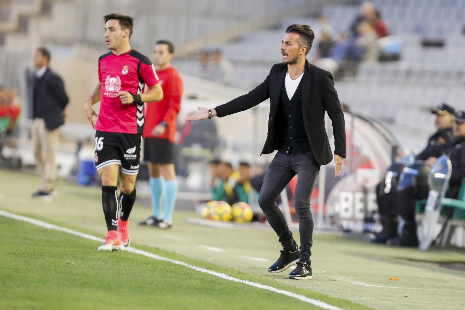 El Córdoba CF-Cultural Leonesa, en imágenes