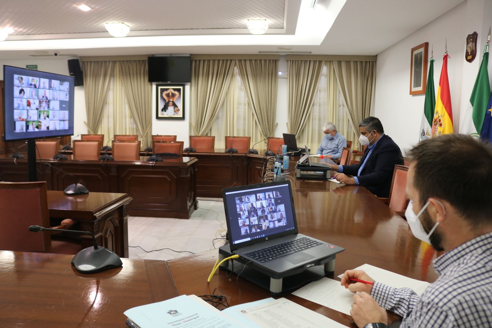 El alcalde, Josele González (C.), ha presidido el Pleno de la Corporación.