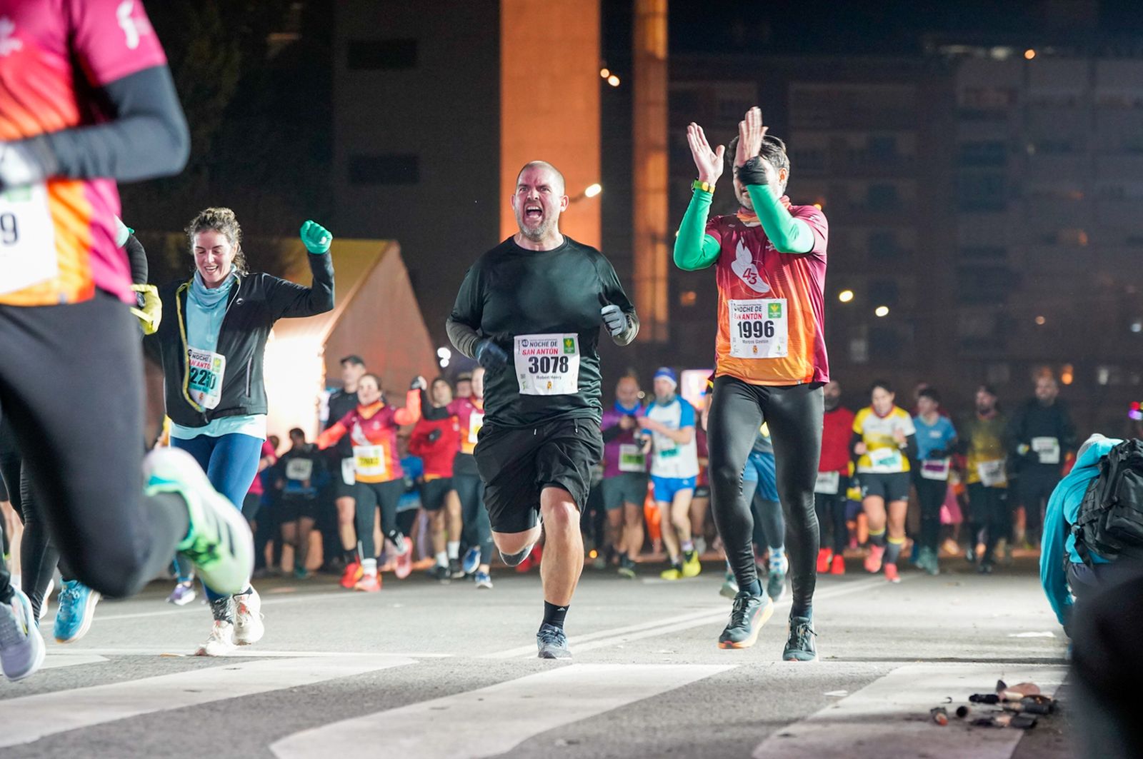 En imágenes: búscate en tu llegada a meta de la Carrera de San Antón 2026 (18)