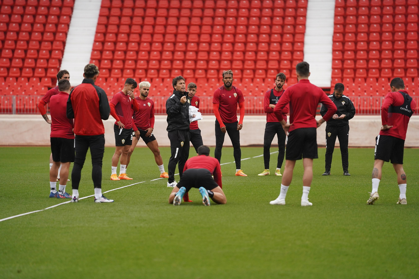 Imágenes del entrenamiento del Almería, viernes 25