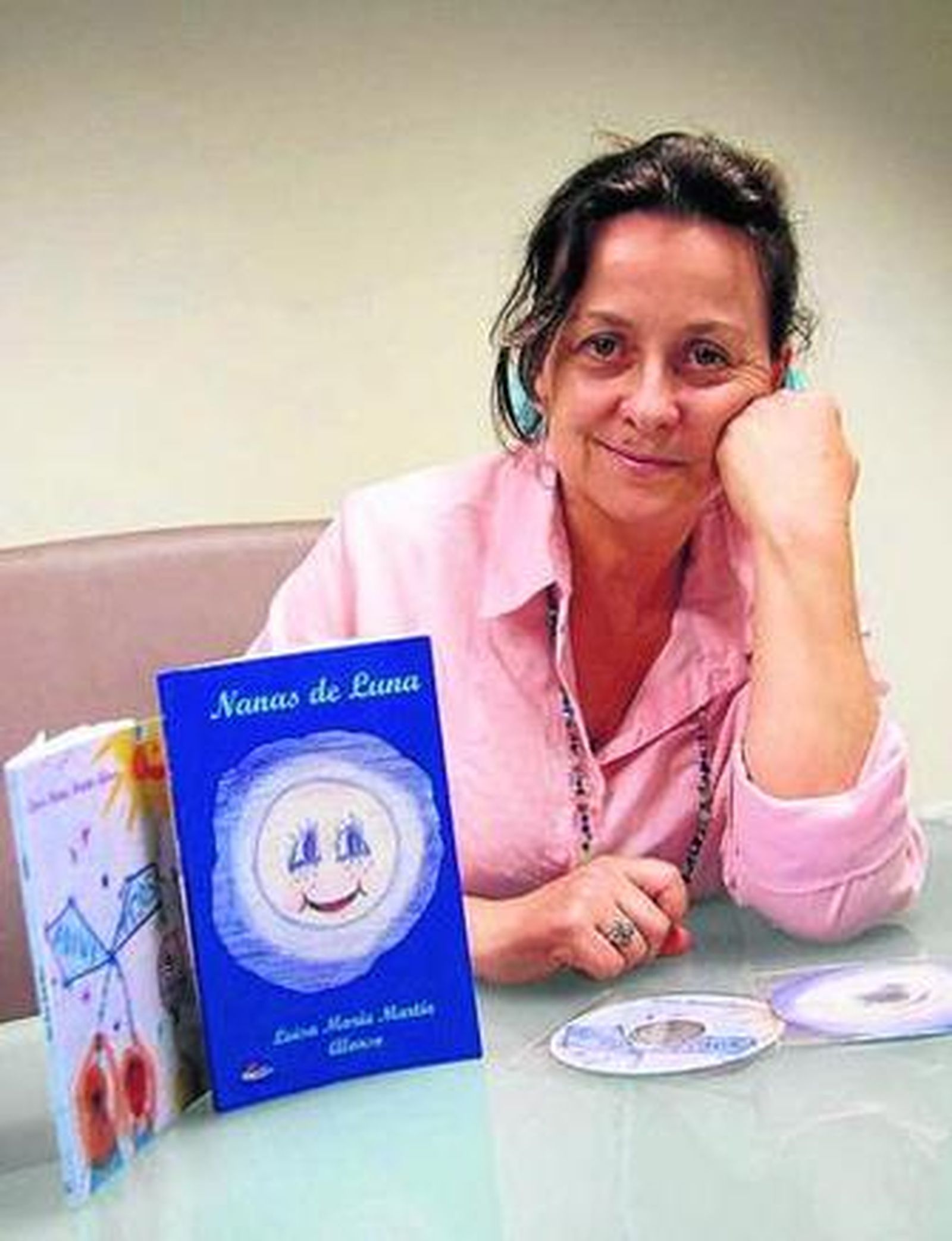 Una vida entonada entre nanas y acertijos