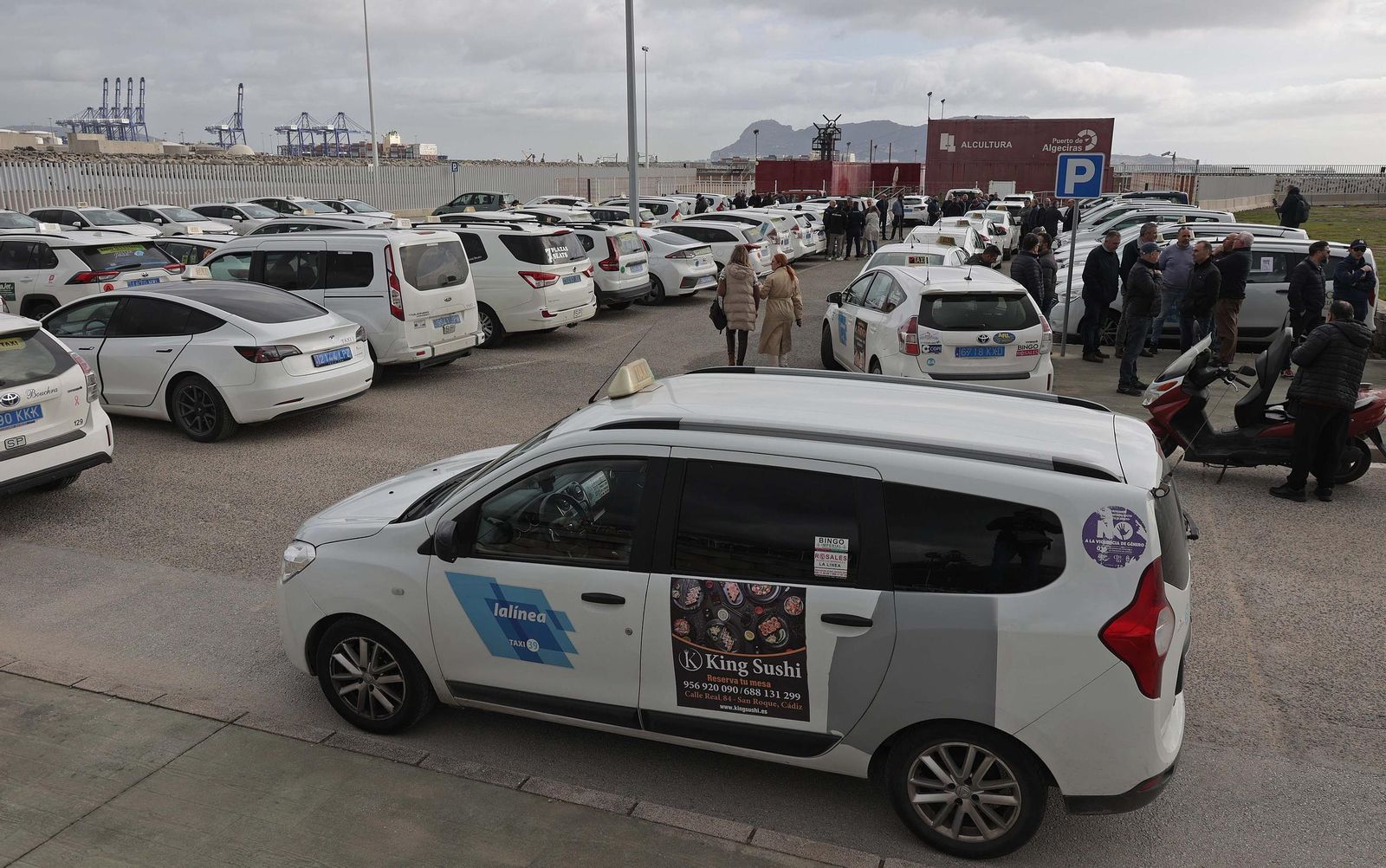 Fotos de las protestas de los taxistas en Algeciras