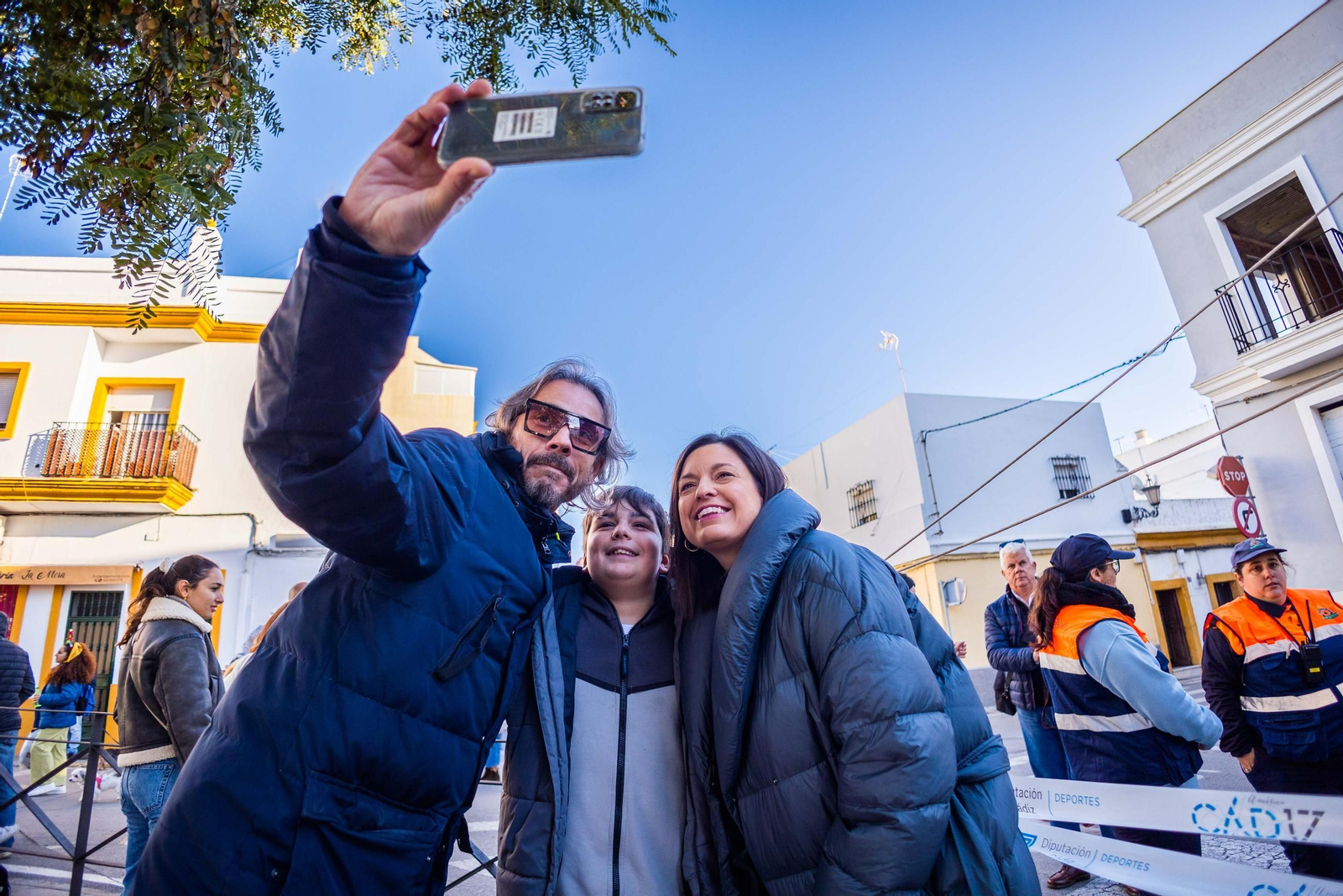 Gran ambiente en la Carrera Solidaria de la Divina Pastora en San Fernando