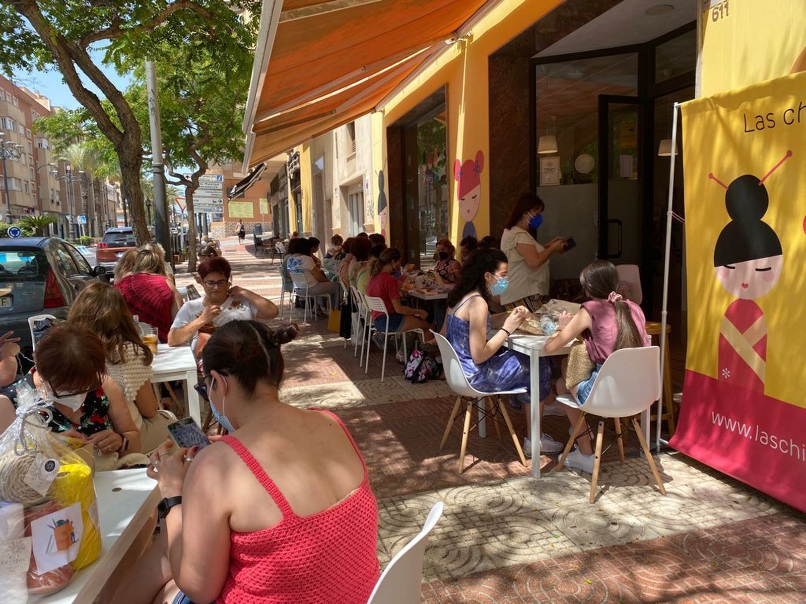 Puntadas al aire libre en Aguadulce para celebrar una pasión milenaria