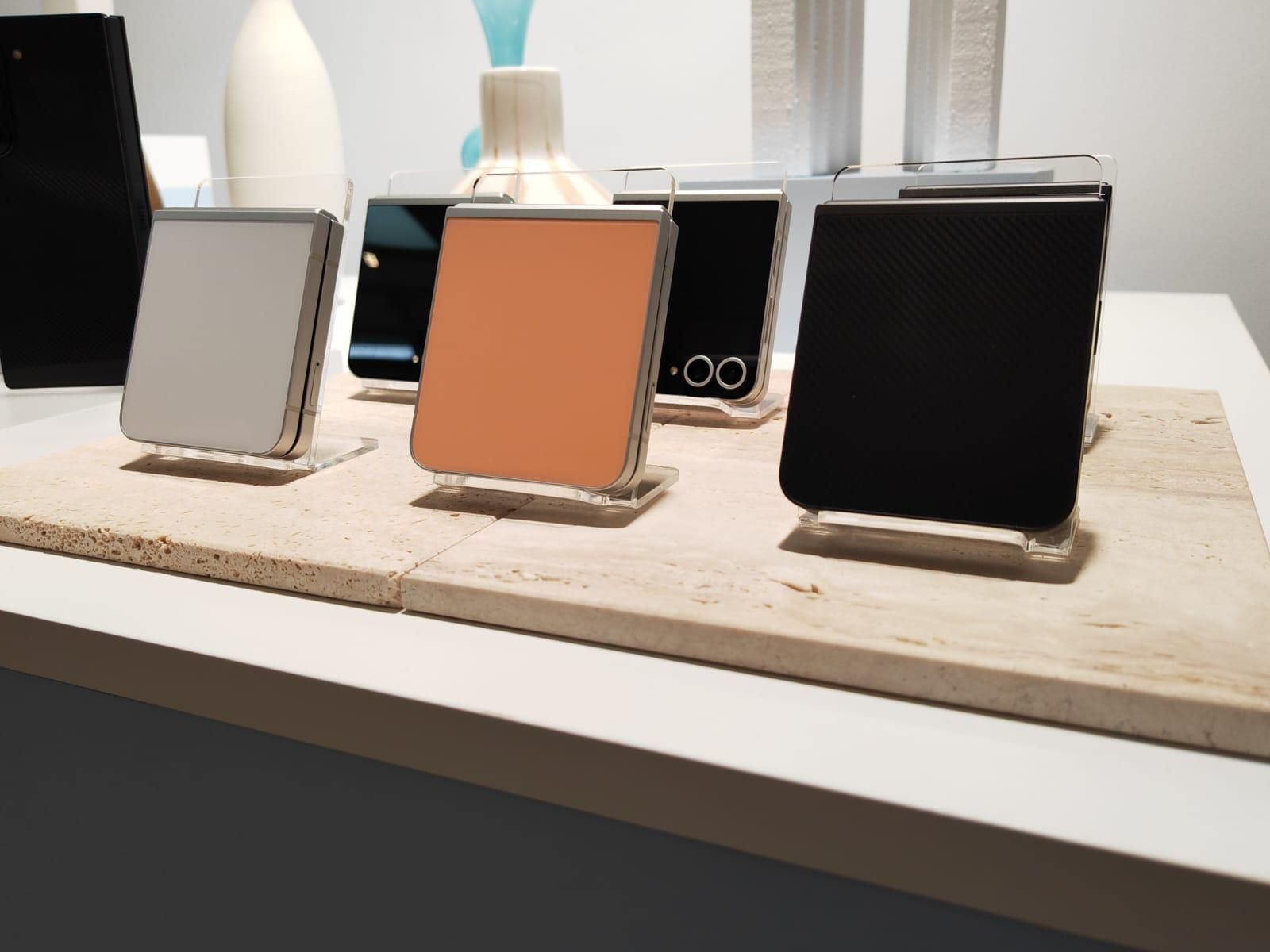 Samsung Galaxy Z Flip6