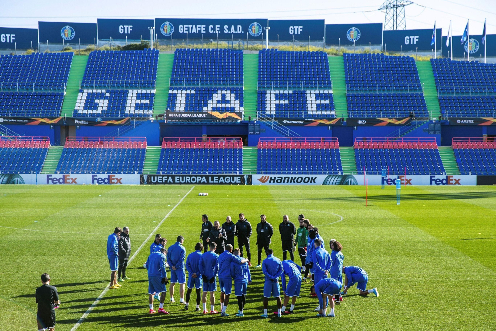 Un entrenamiento del Getafe en su estadio.