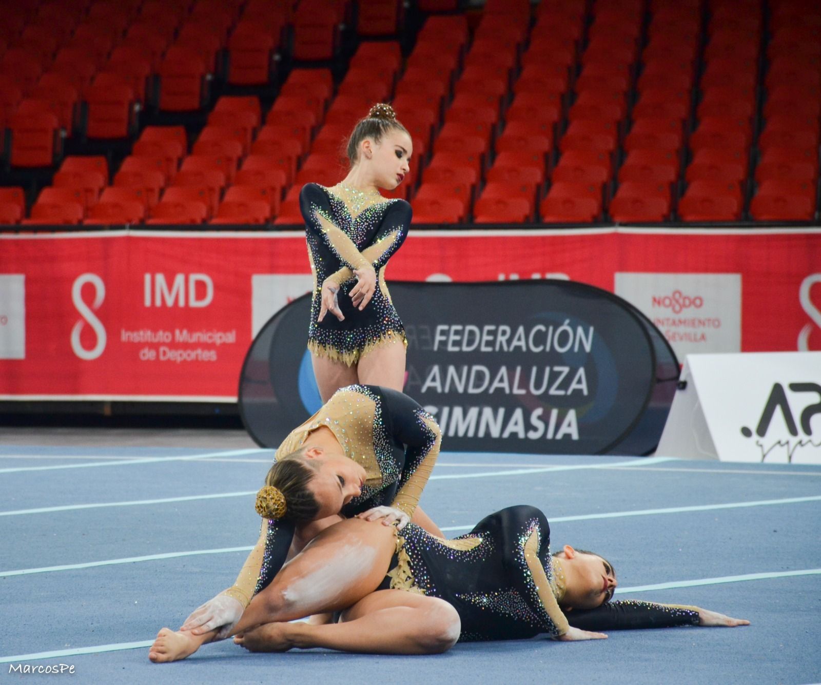 Momento de una de las integrantes del Club Balans de Granada.