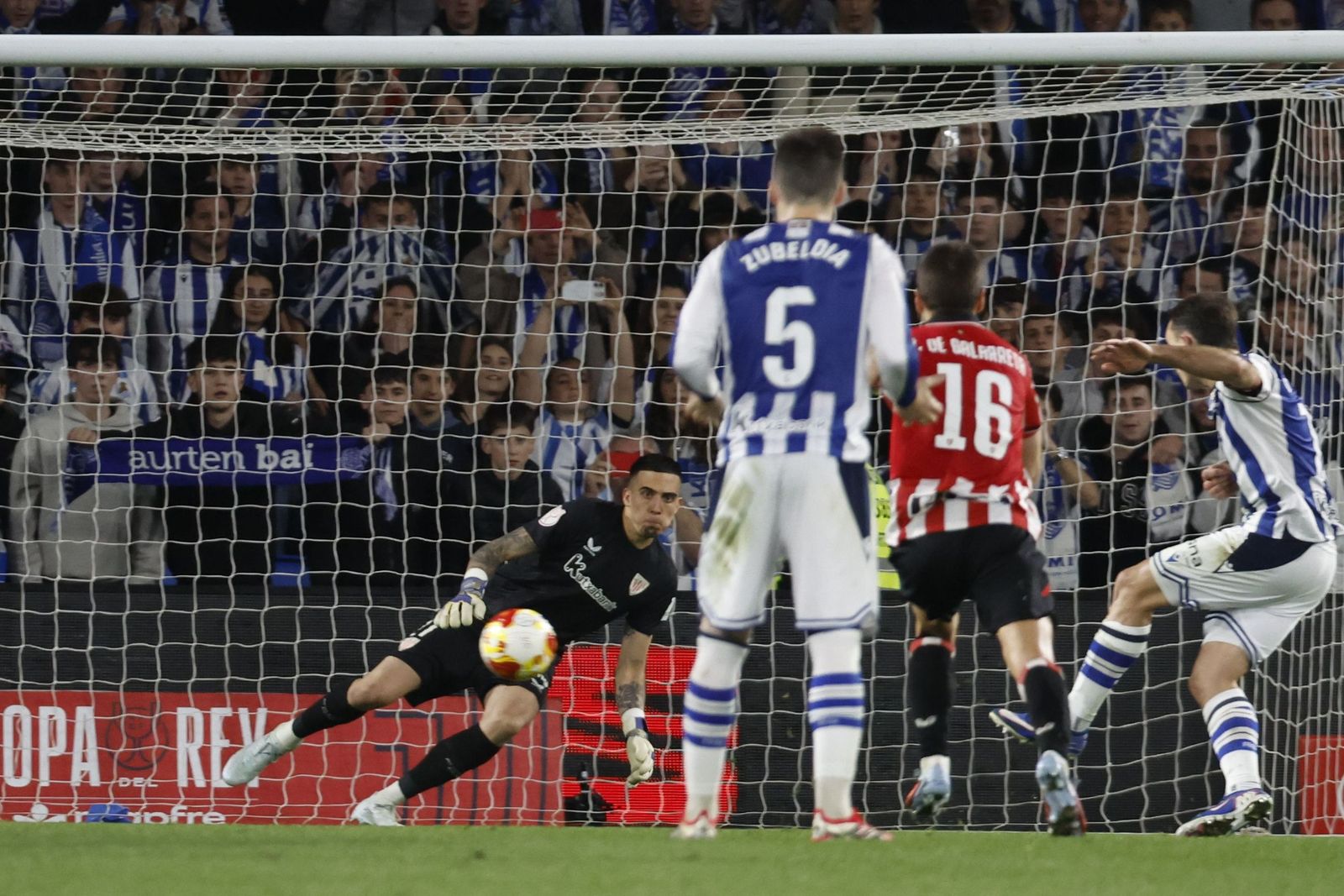 Las fotos de la semifinal Real Sociedad-Athletic