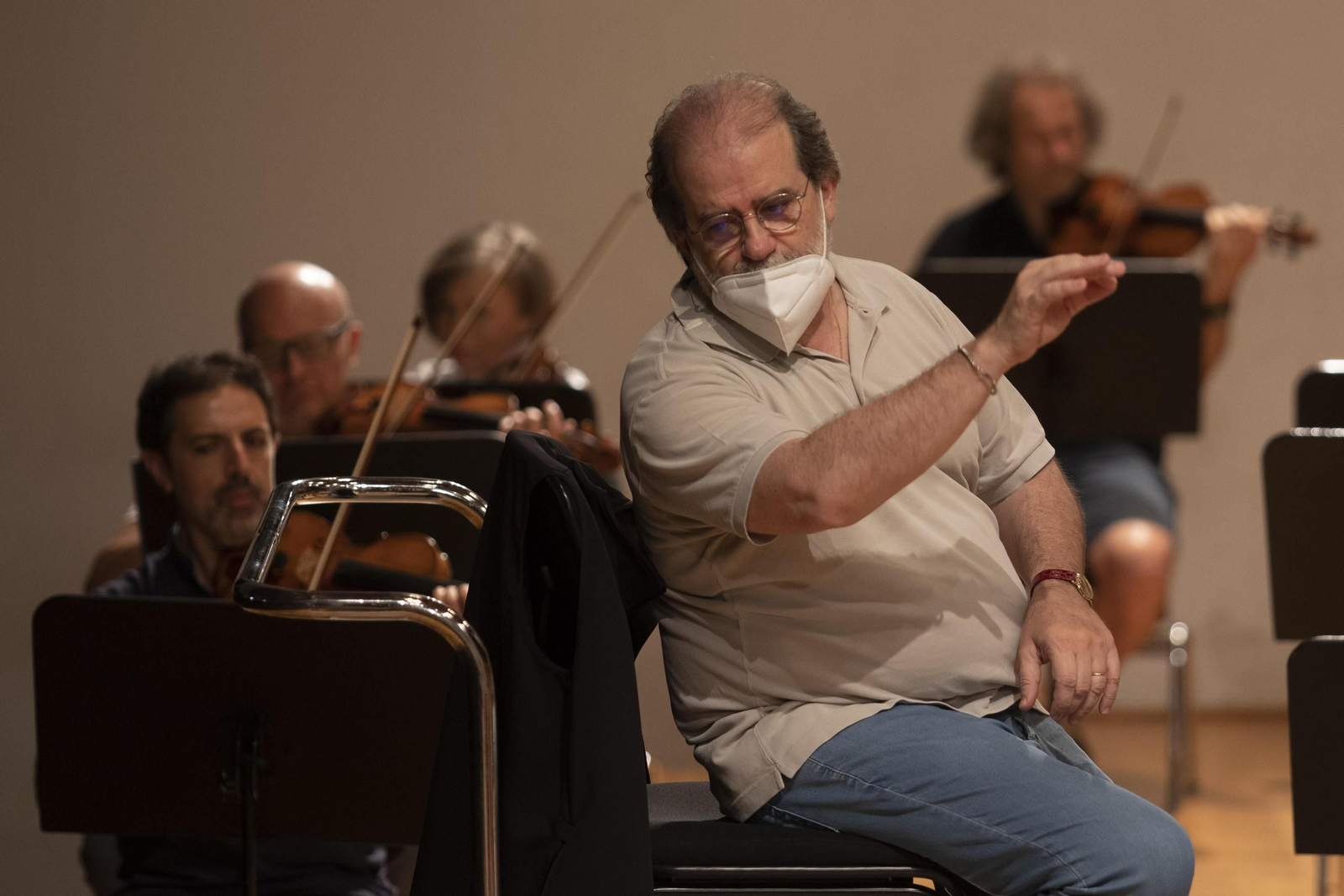 Fotos del primer ensayo de la Orquesta Ciudad de Granada tras la crisis del Covid-19