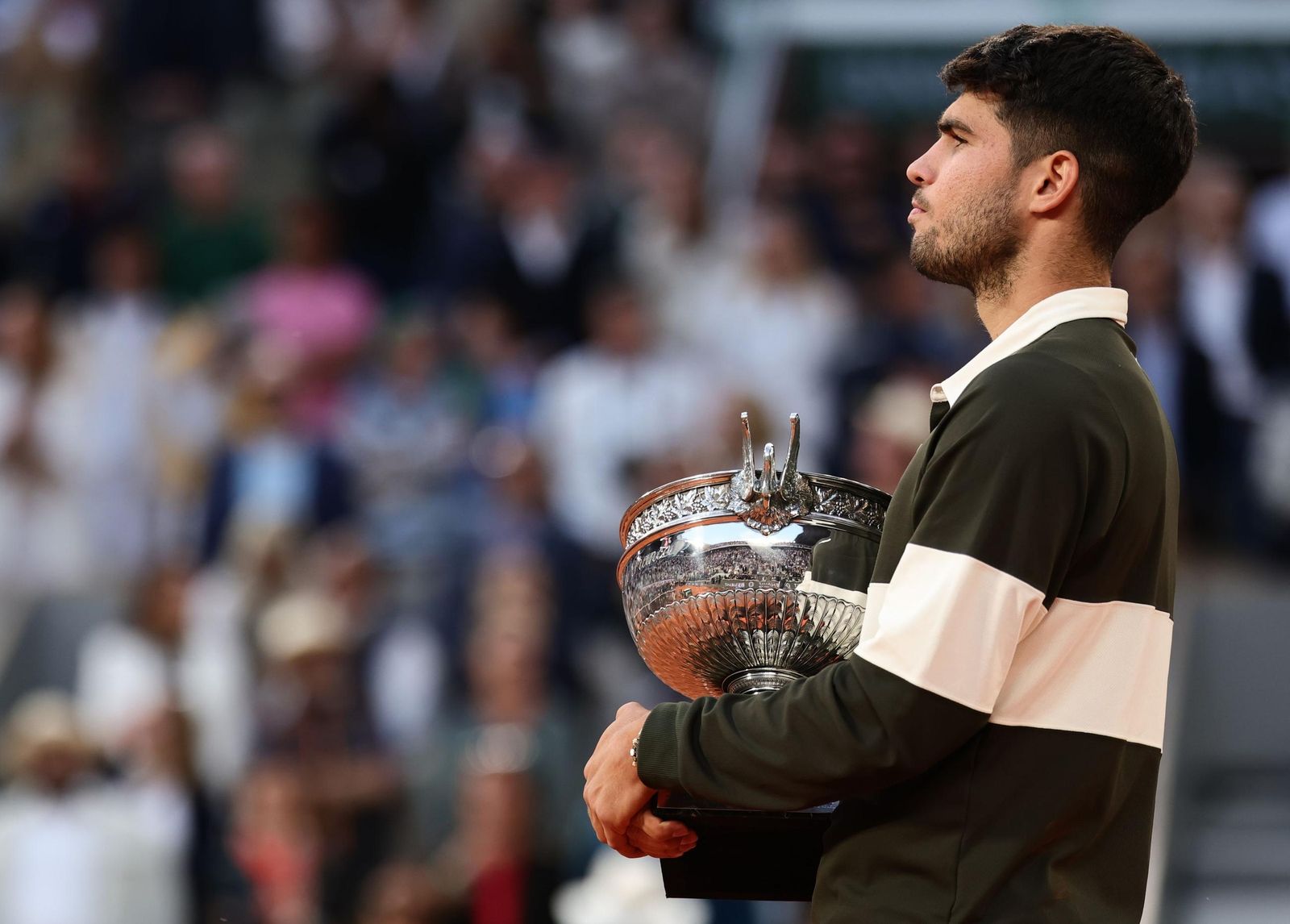 Las fotos de la celebración de la victoria de Carlos Alcaraz en Roland Garros