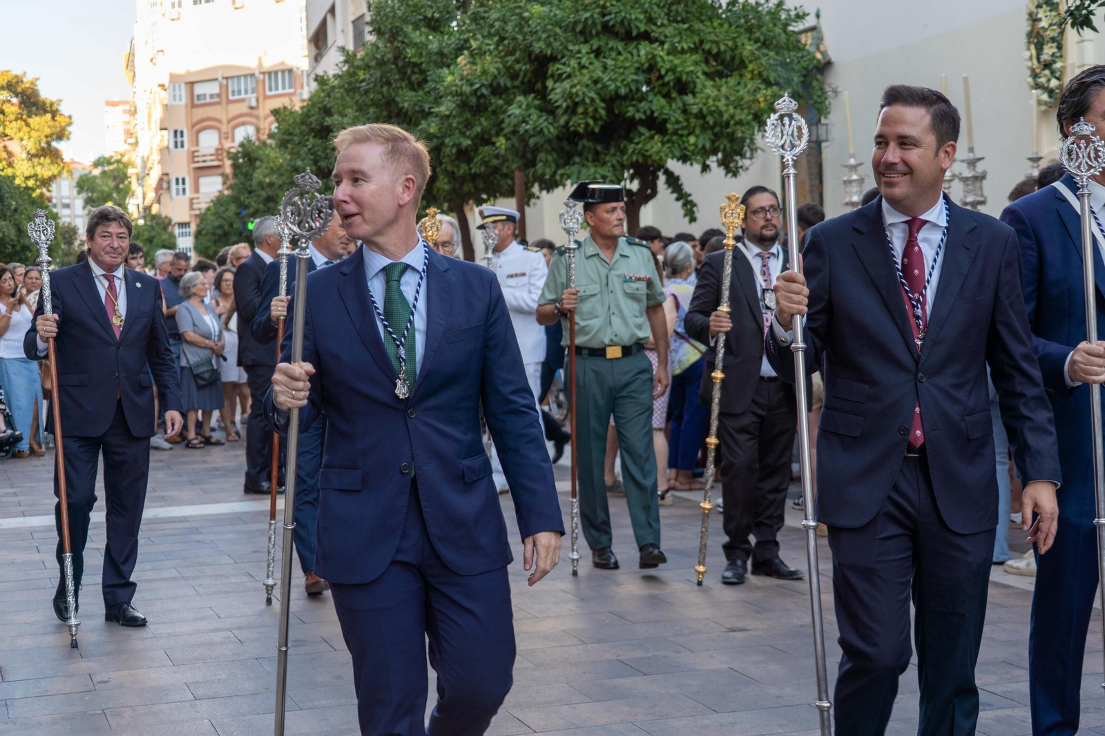 Imágenes de la procesión La Virgen del Carmen por las calles de Huelva