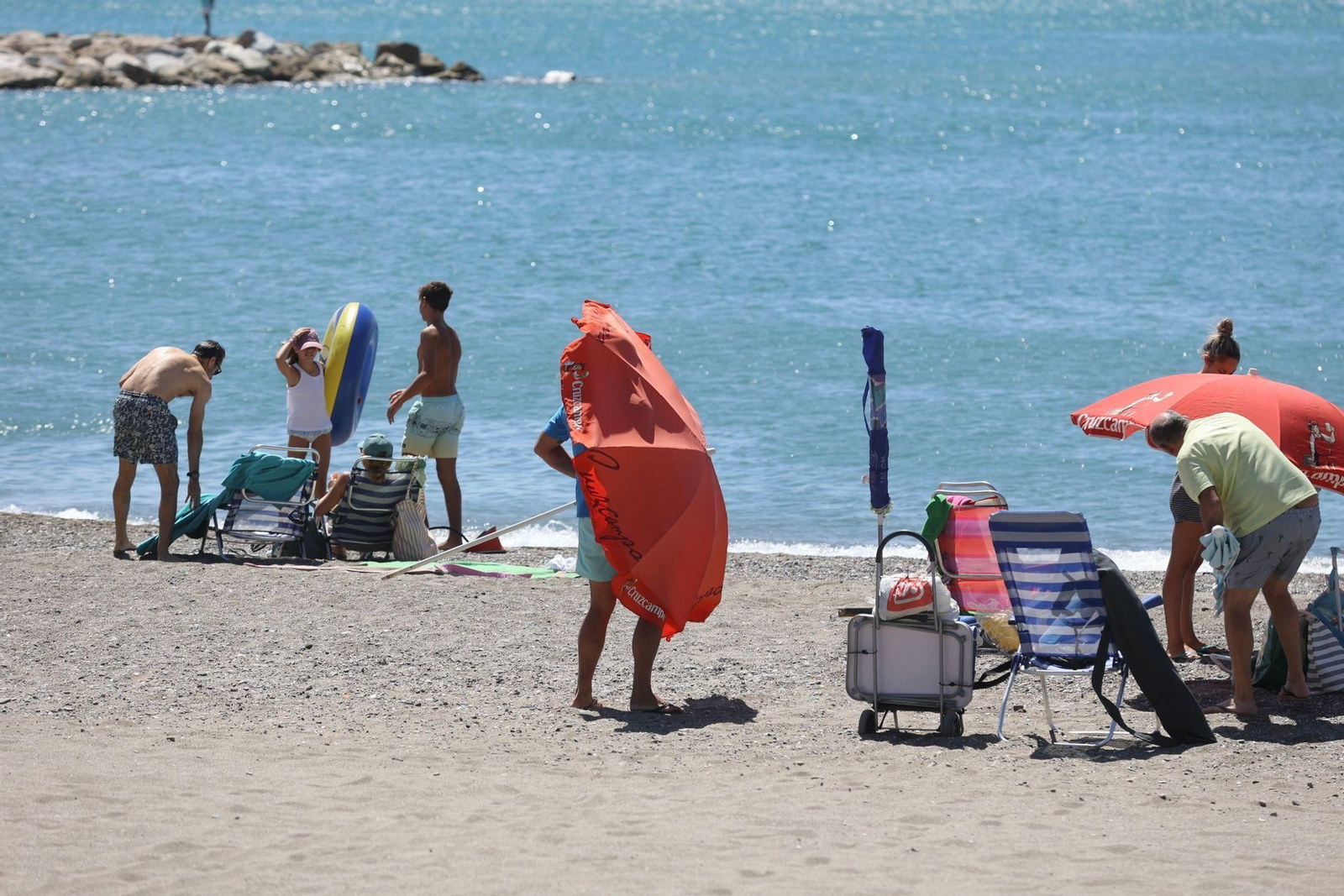 Las fotos del día de fuertes vientos en las playas de Málaga