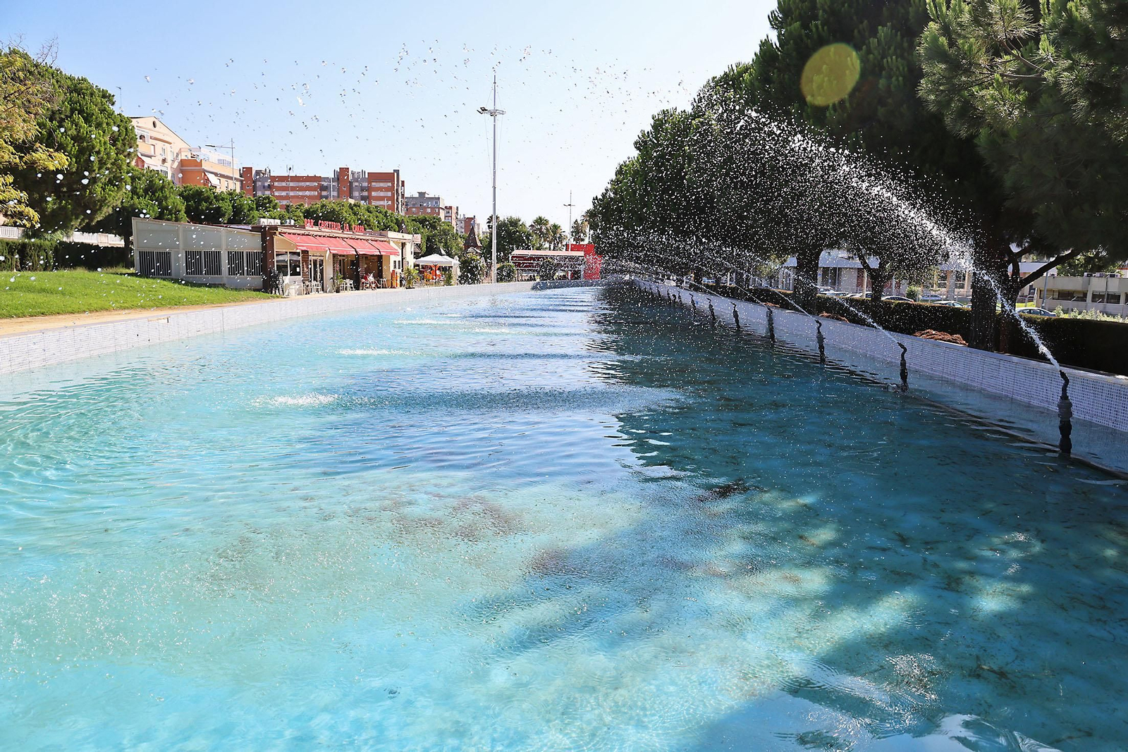 Imágenes de la Avenida de Andalucía en las mañanas de verano